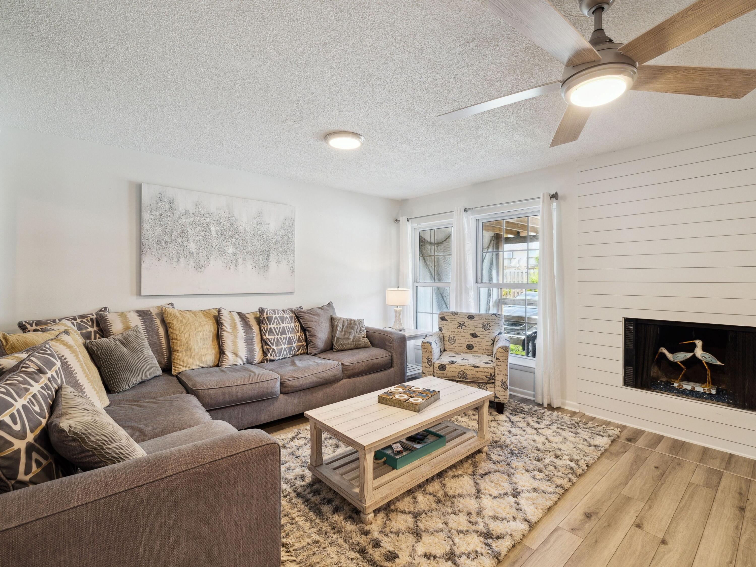 356 Billfish Avenue, 4