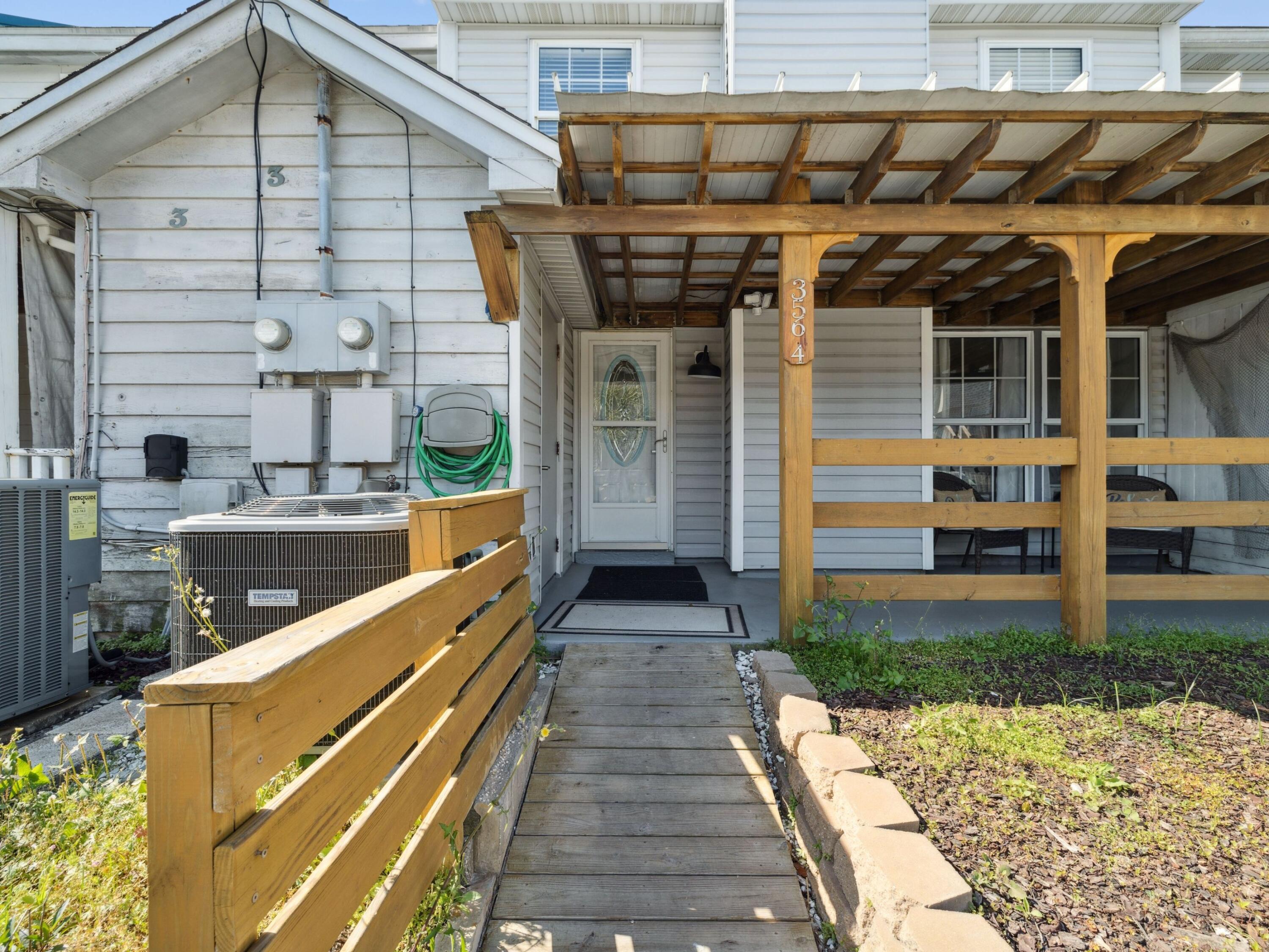 356 Billfish Avenue, 4