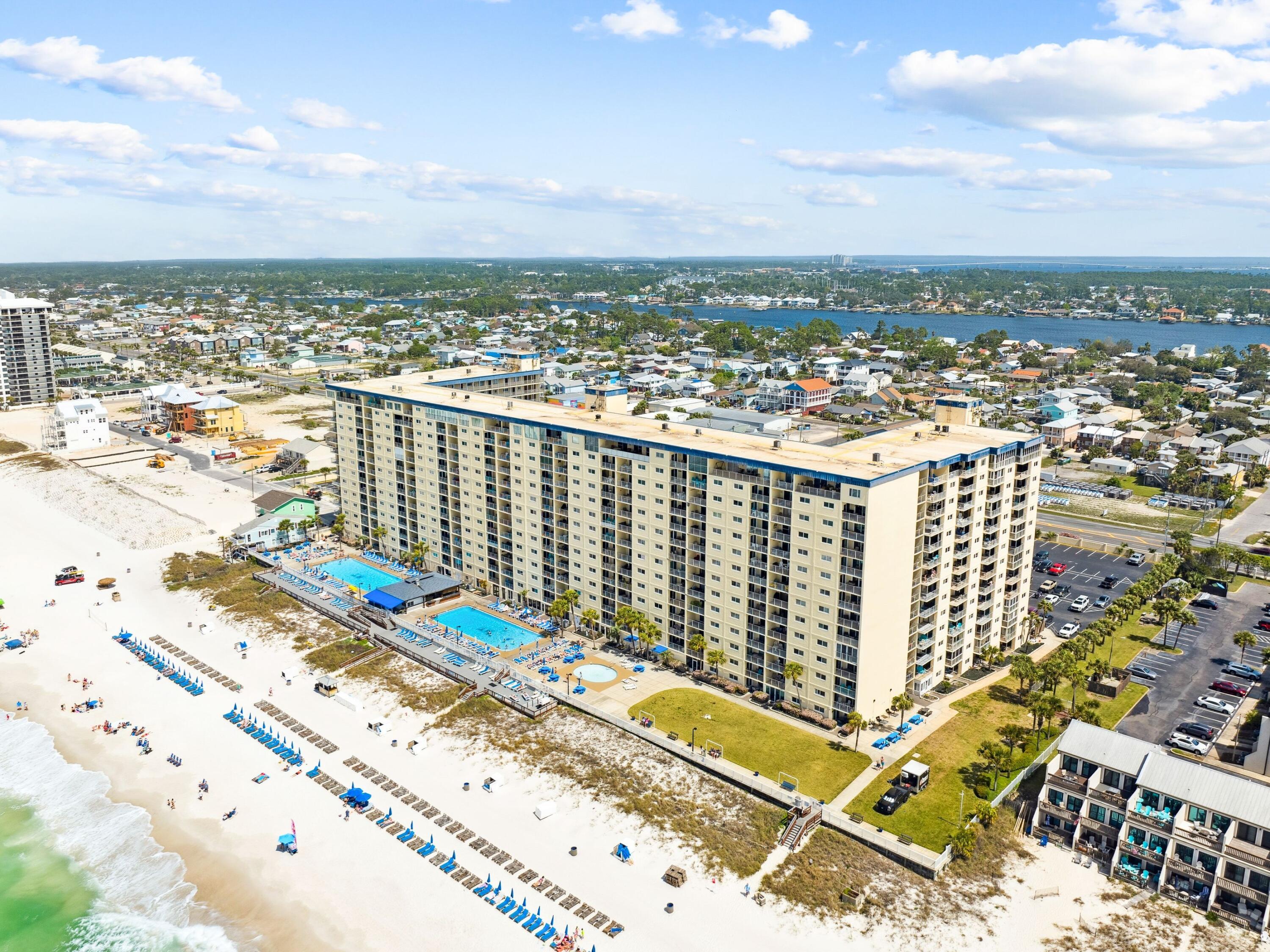 5801 Thomas Drive, 415