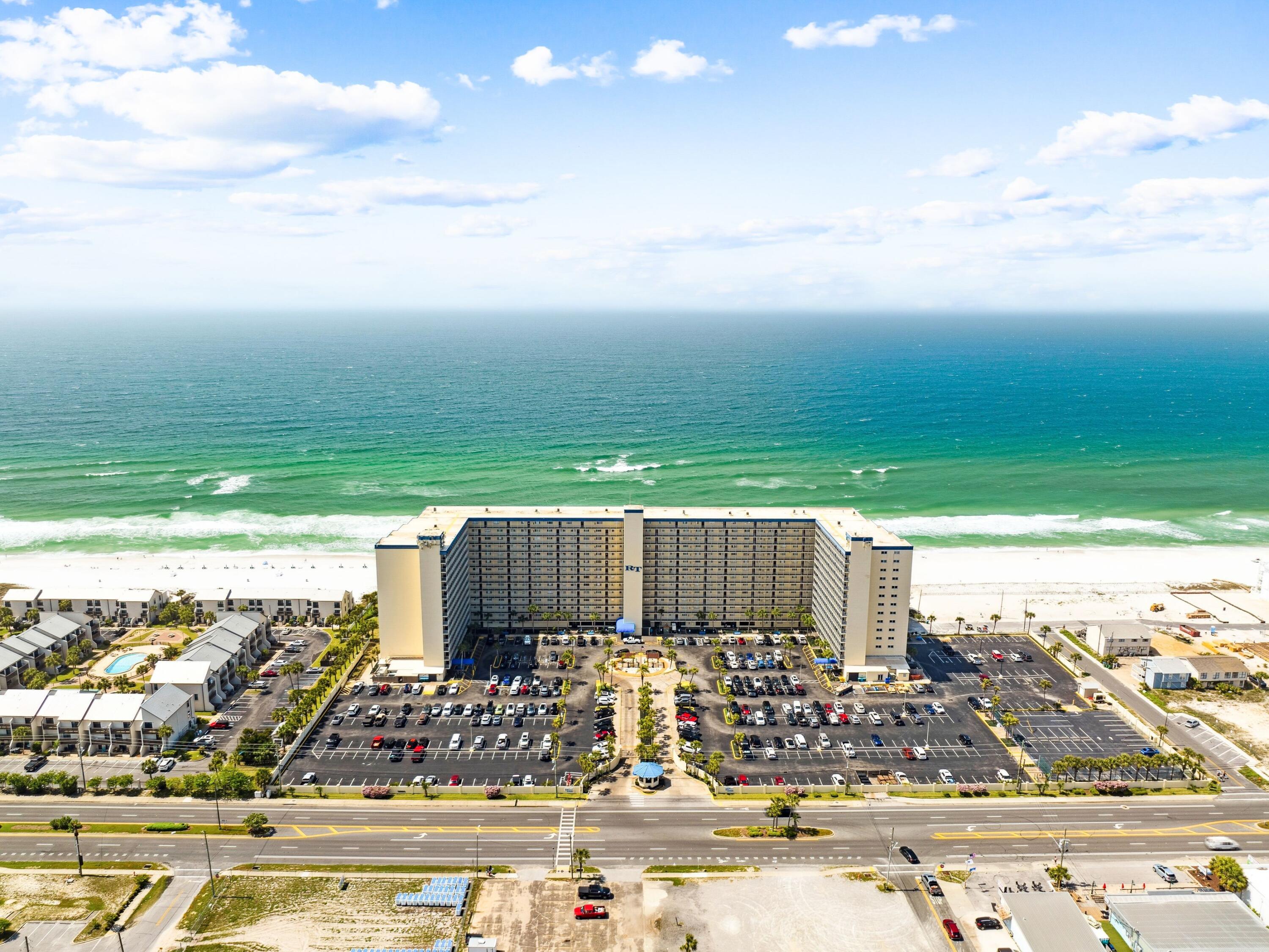 5801 Thomas Drive, 415