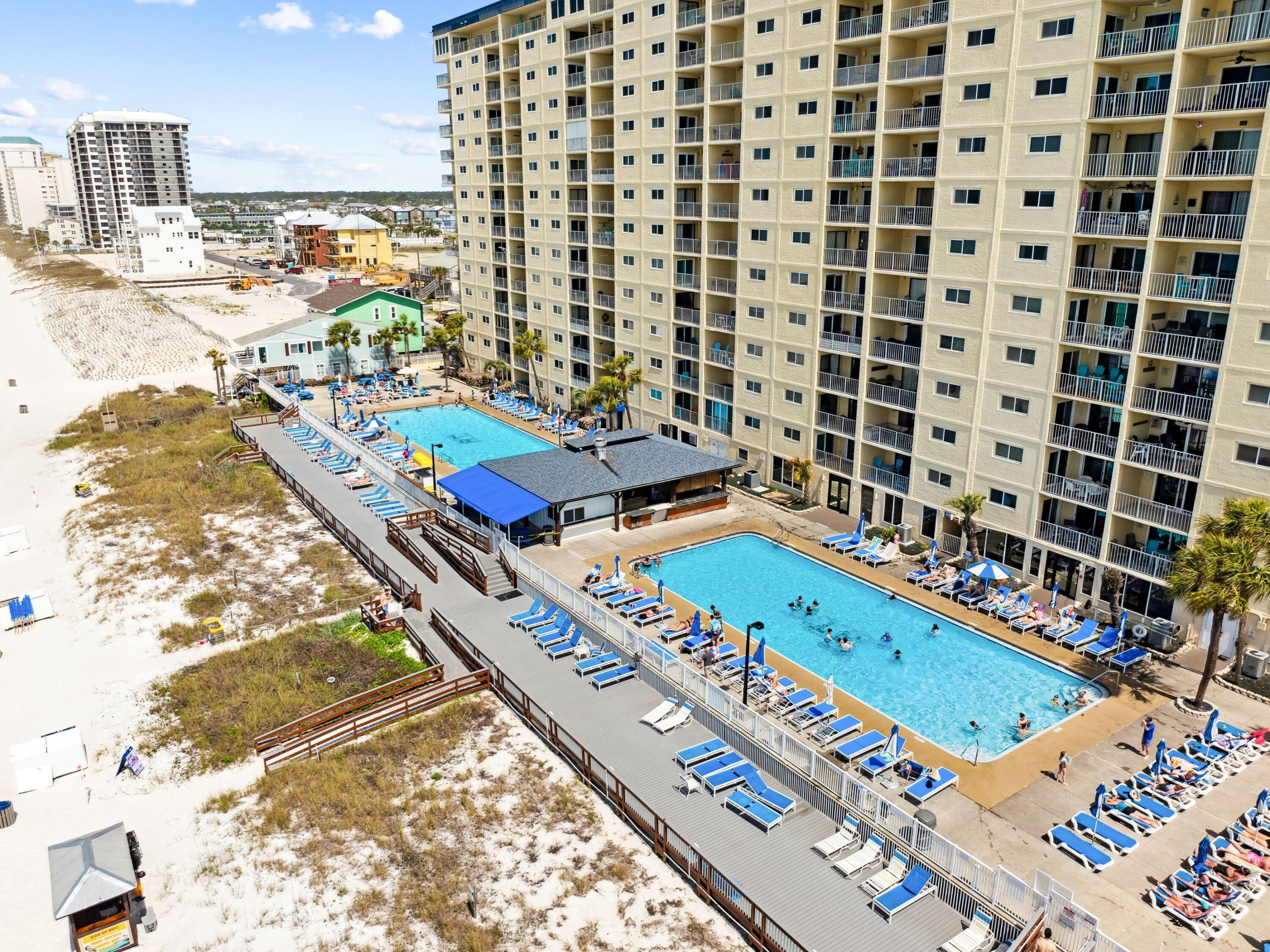 5801 Thomas Drive, 415