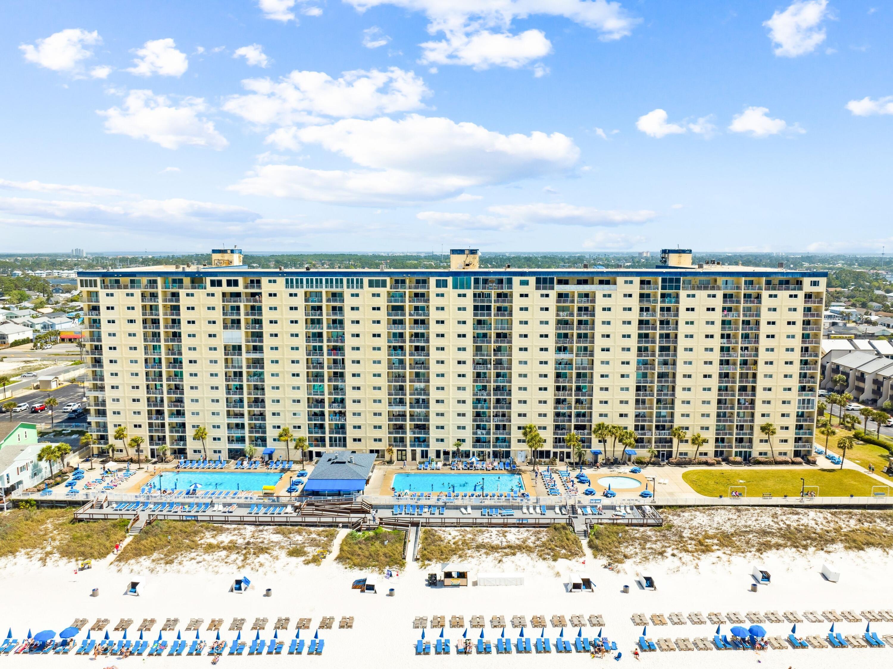 5801 Thomas Drive, 415