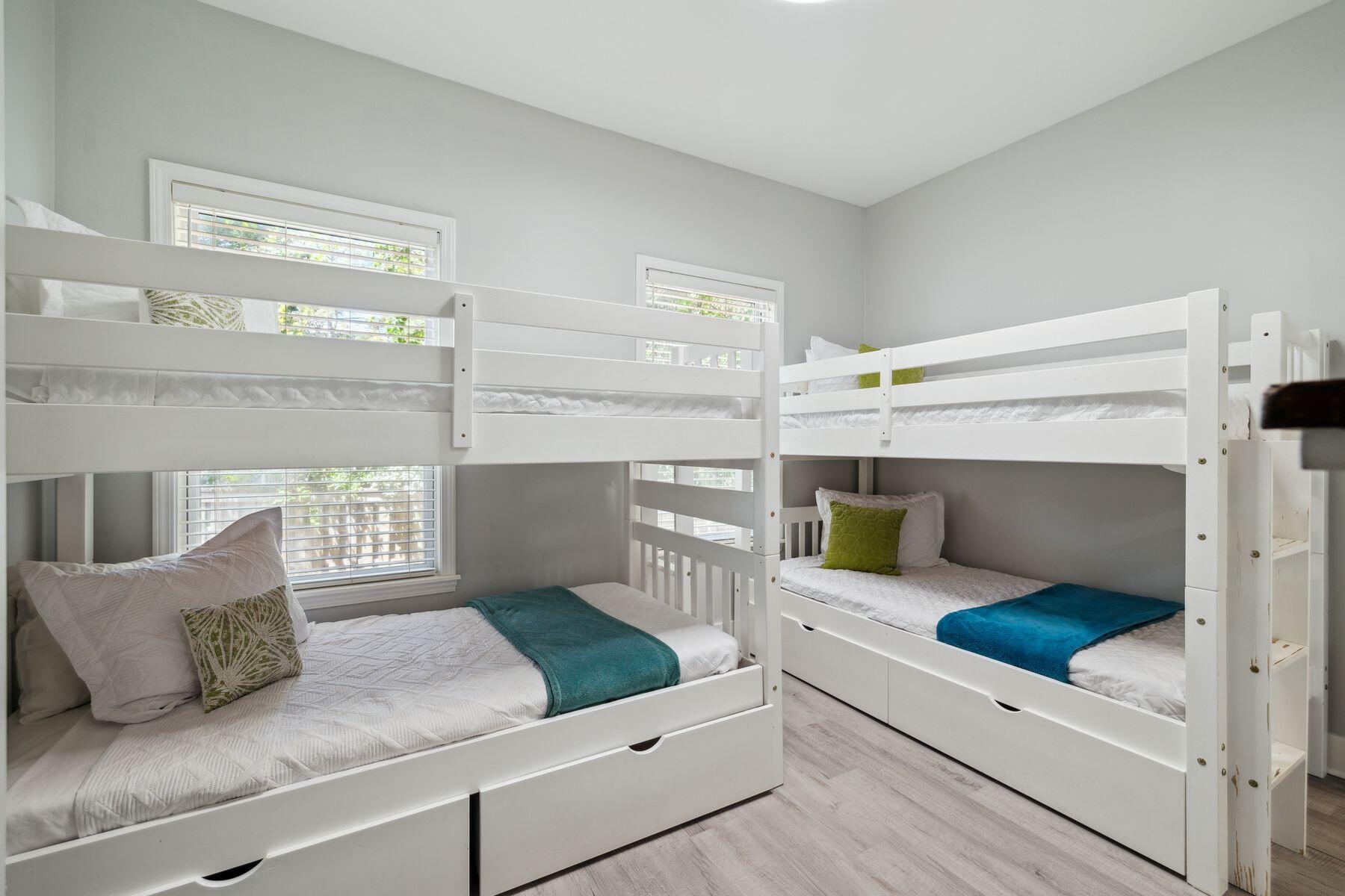 104 Emerald Dunes Circle