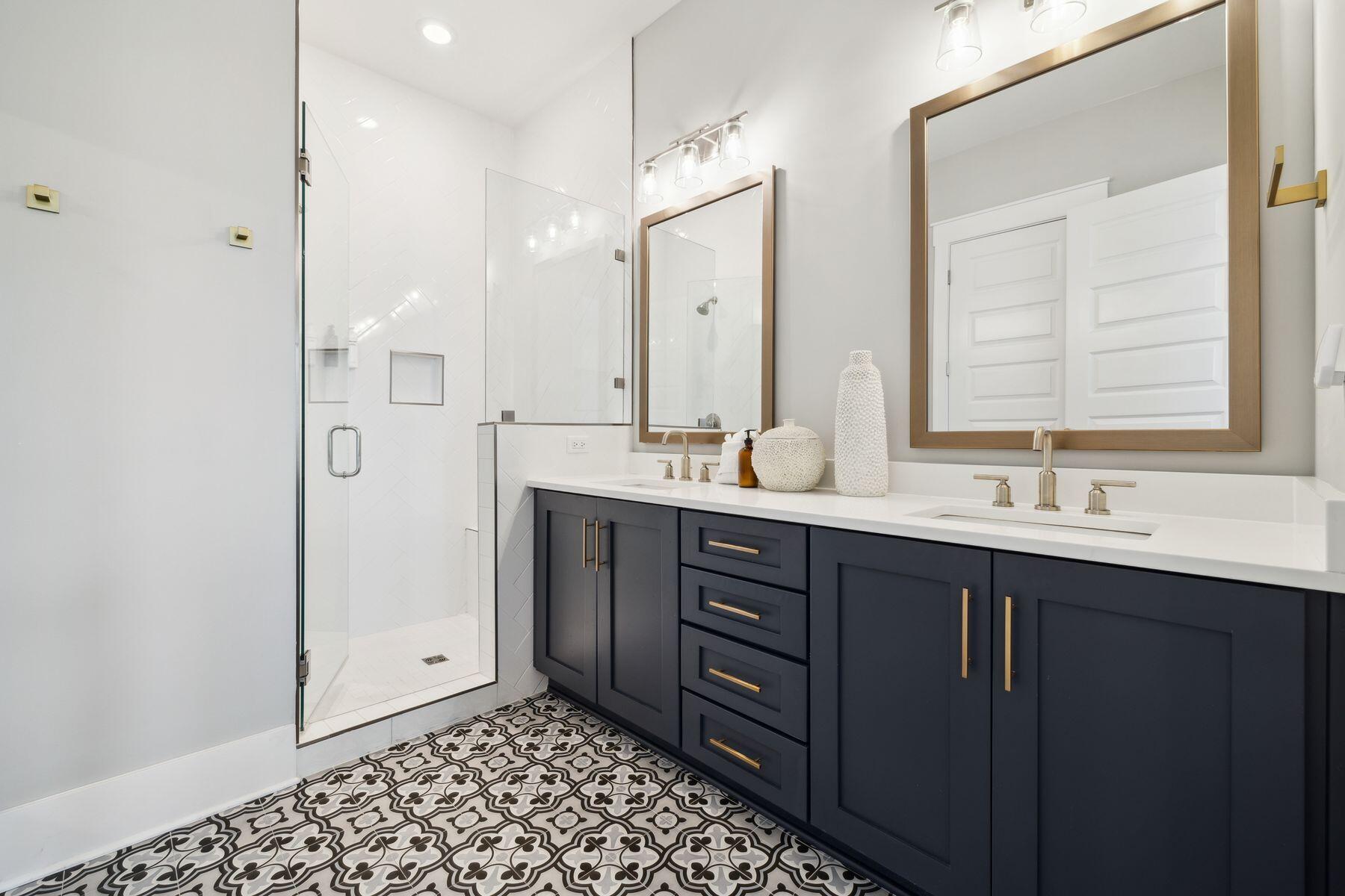 19 W Majestic Palm Drive