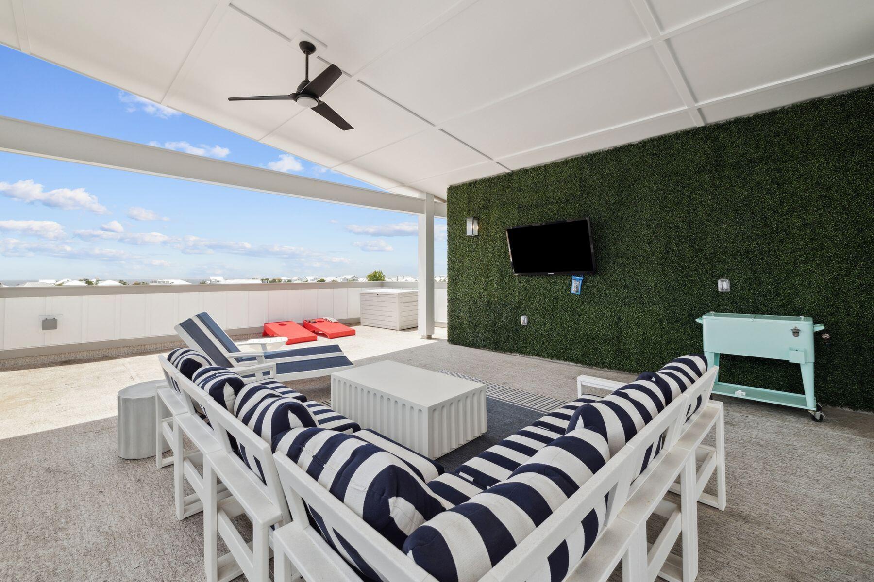 19 W Majestic Palm Drive