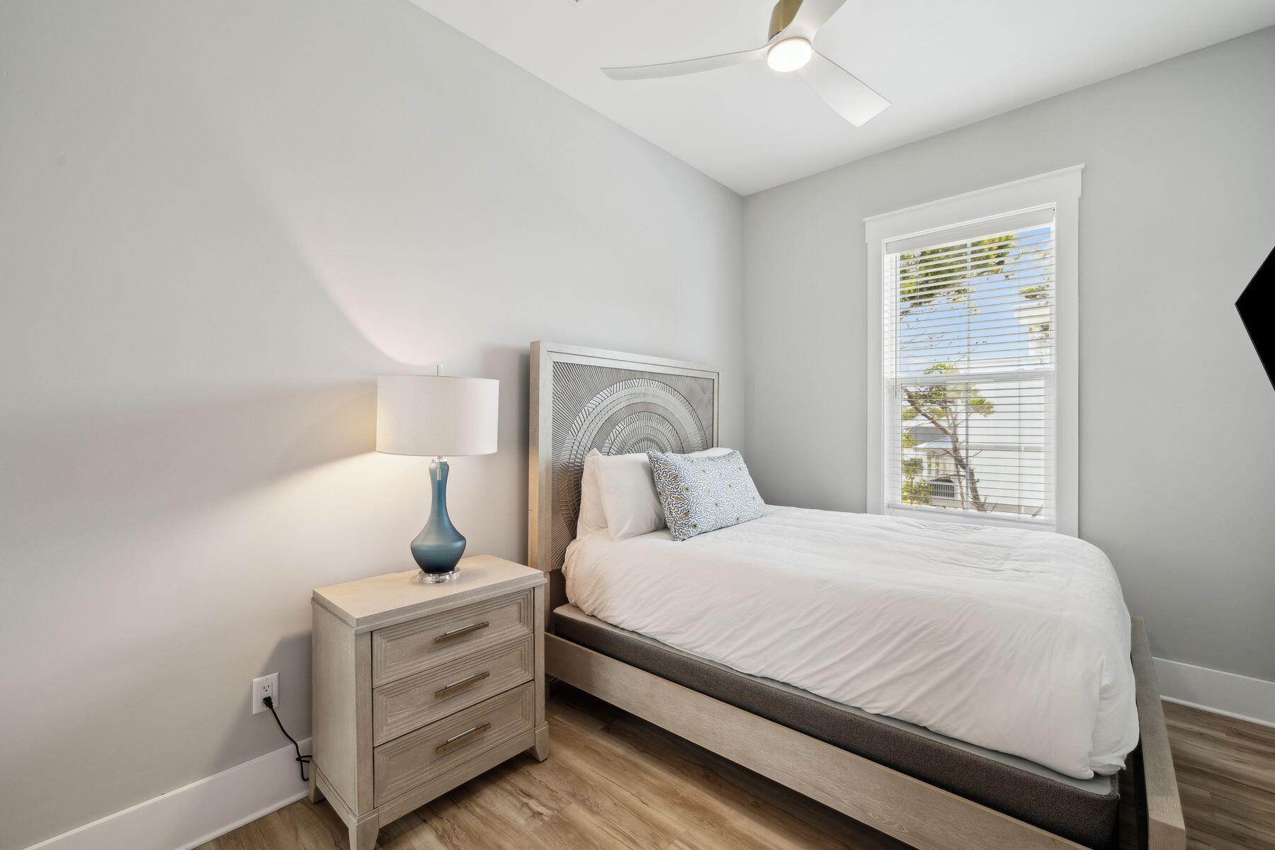 19 W Majestic Palm Drive