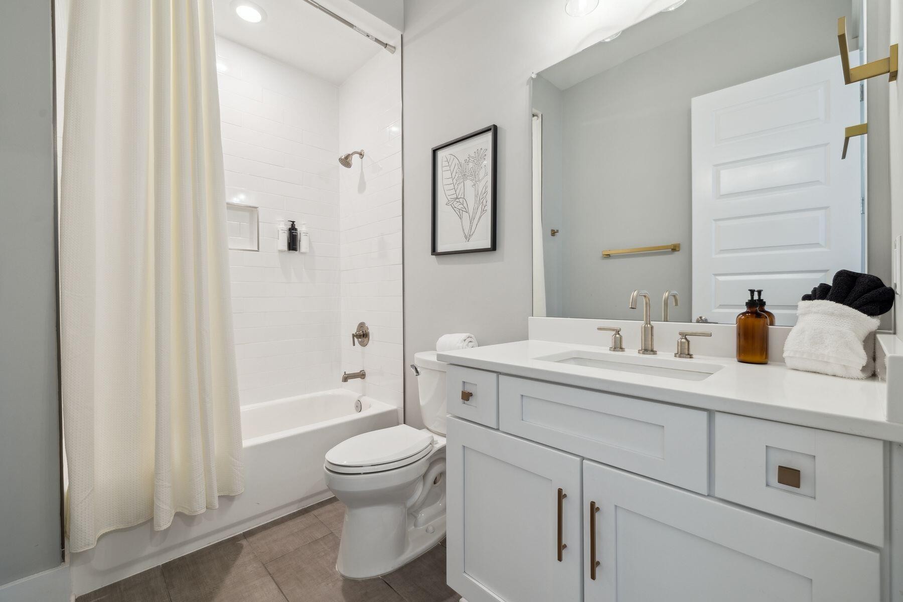 19 W Majestic Palm Drive