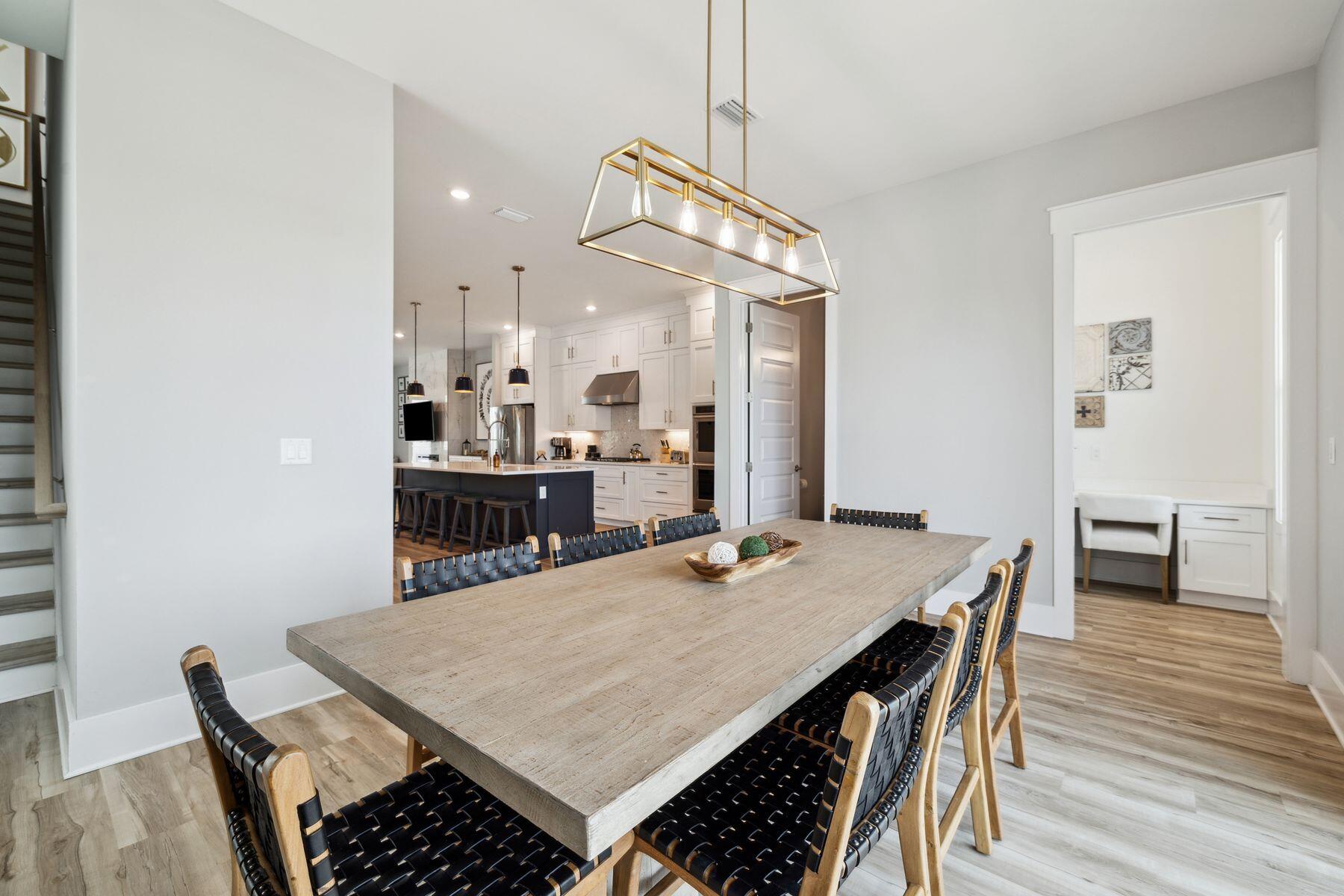 19 W Majestic Palm Drive