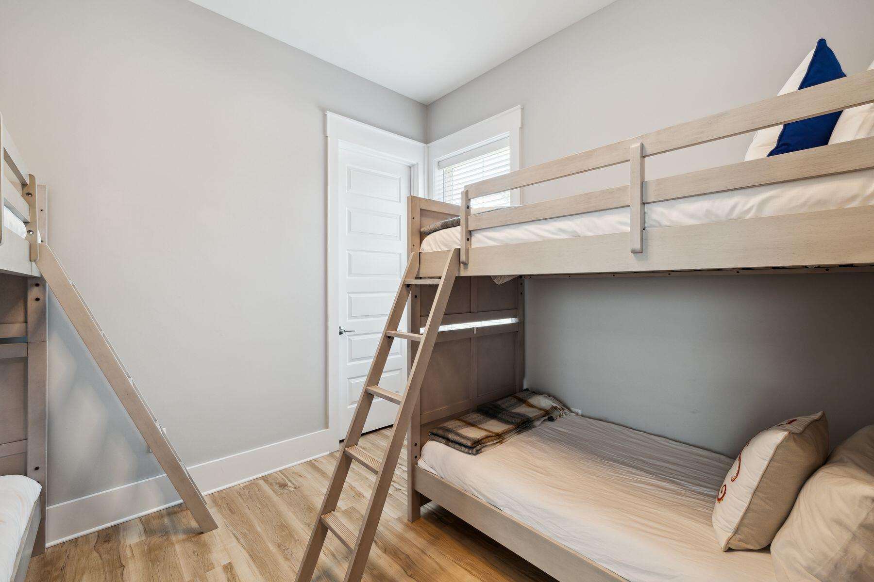 19 W Majestic Palm Drive