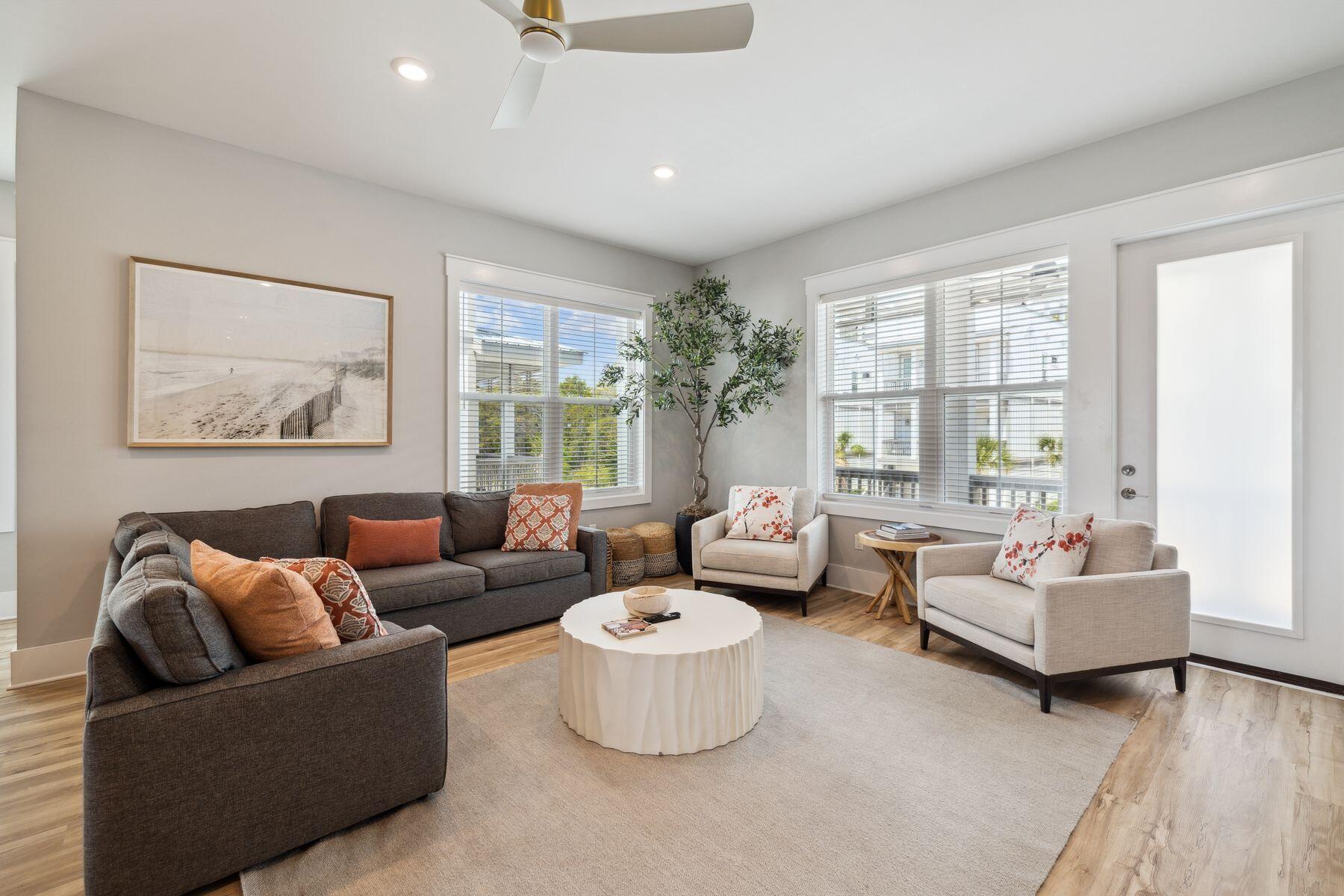 19 W Majestic Palm Drive