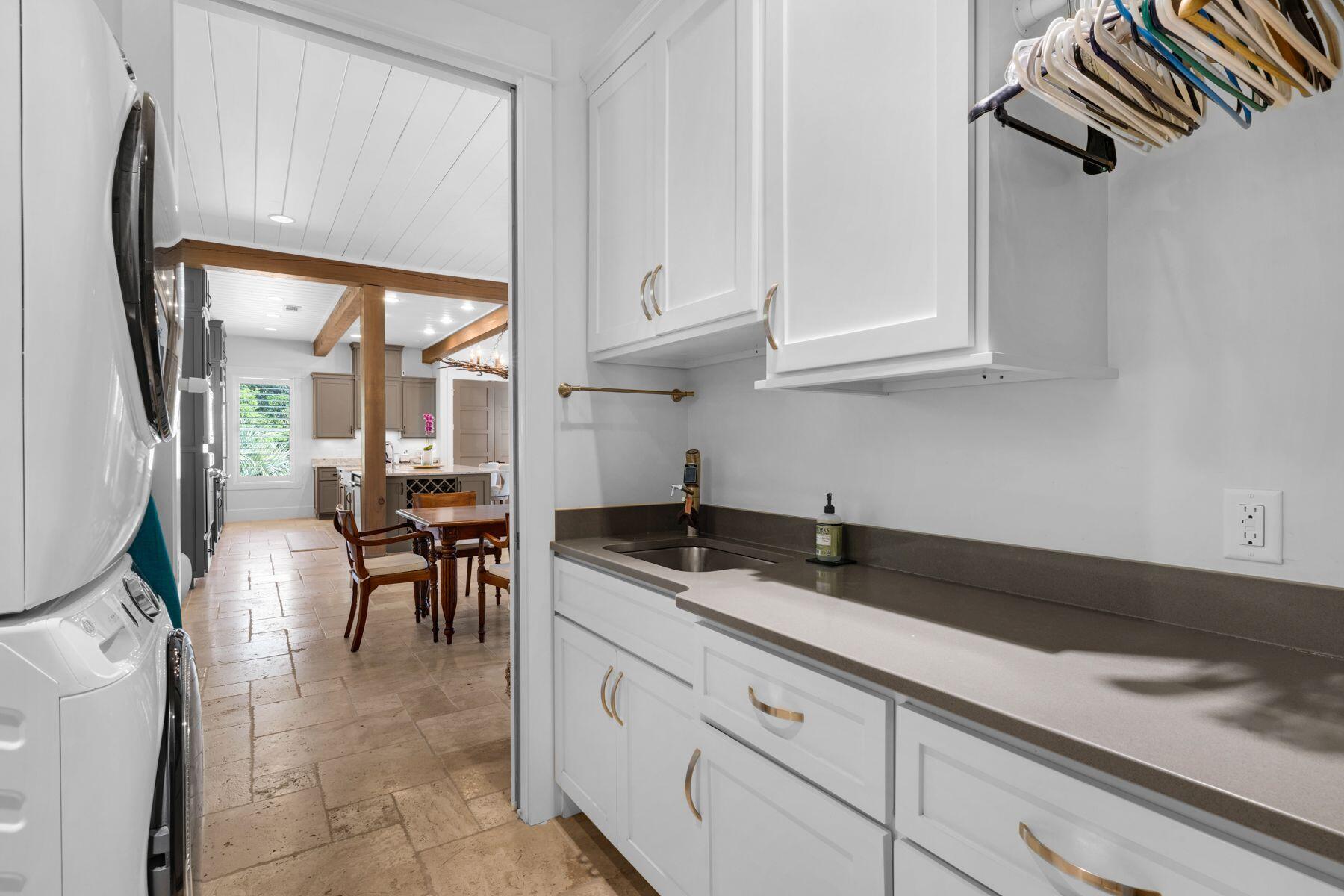 94 Walton Buena Vista Drive