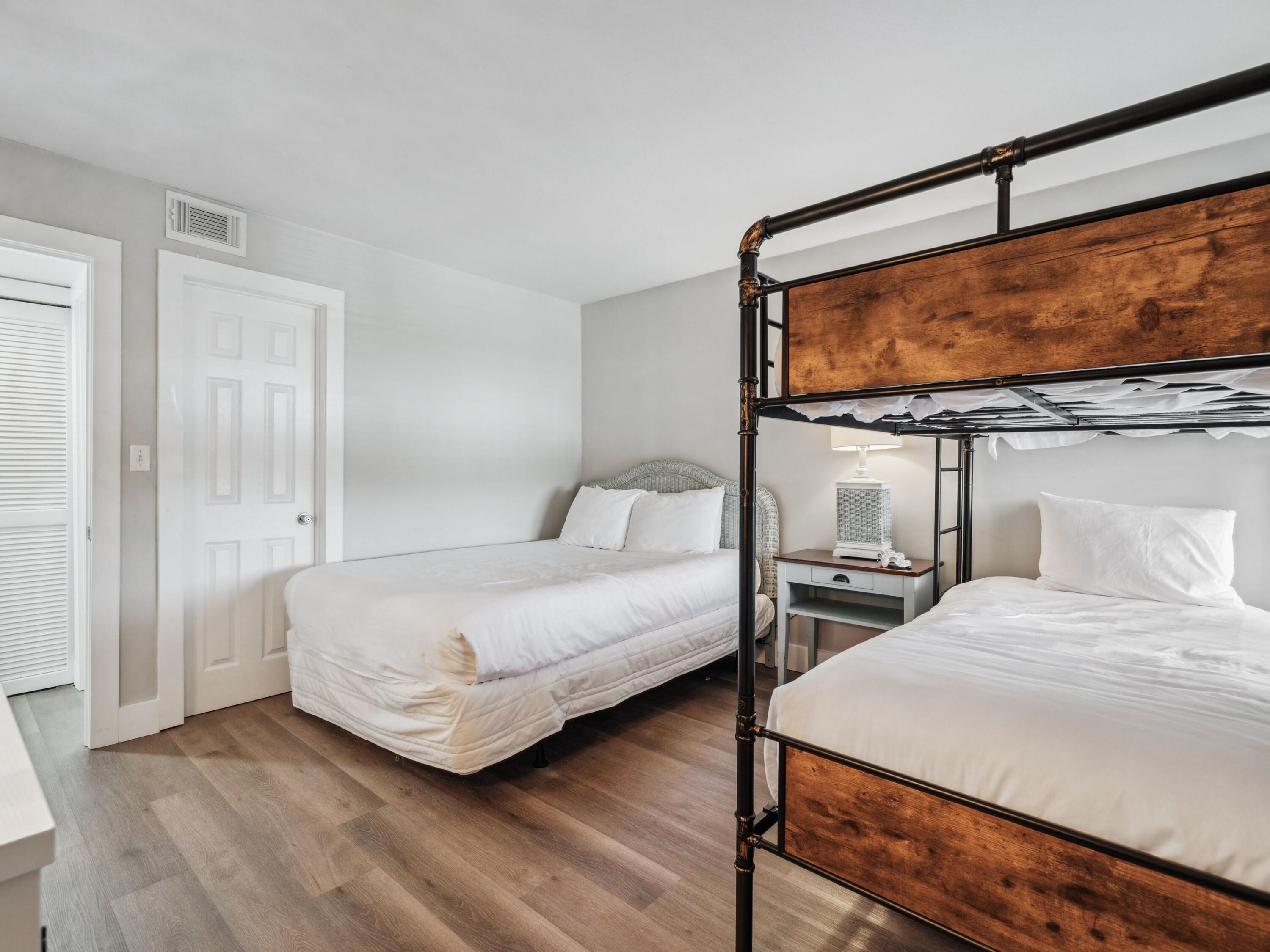 4242 Beachside Two, 242