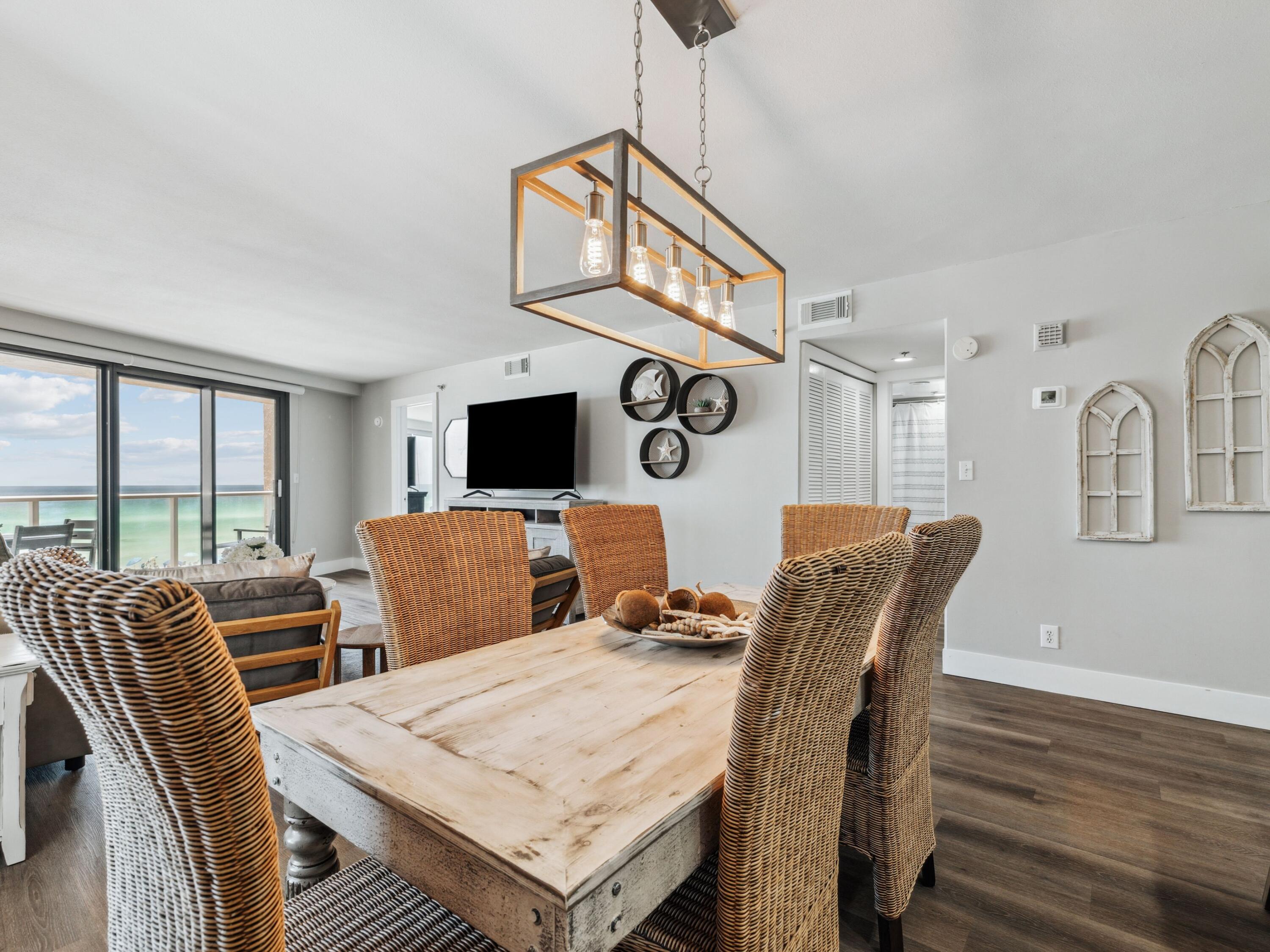 4242 Beachside Two, 242