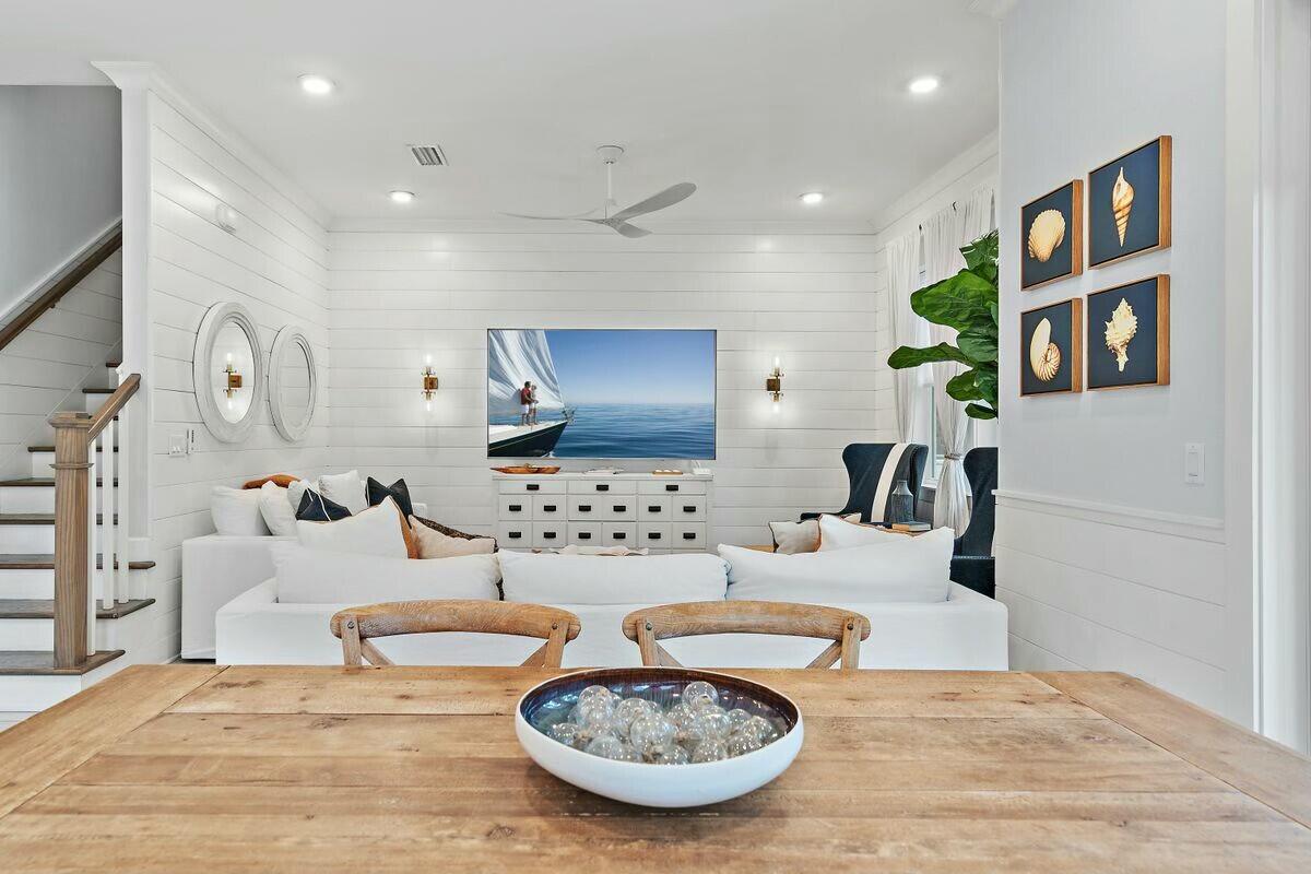 58 E Milestone Drive, B