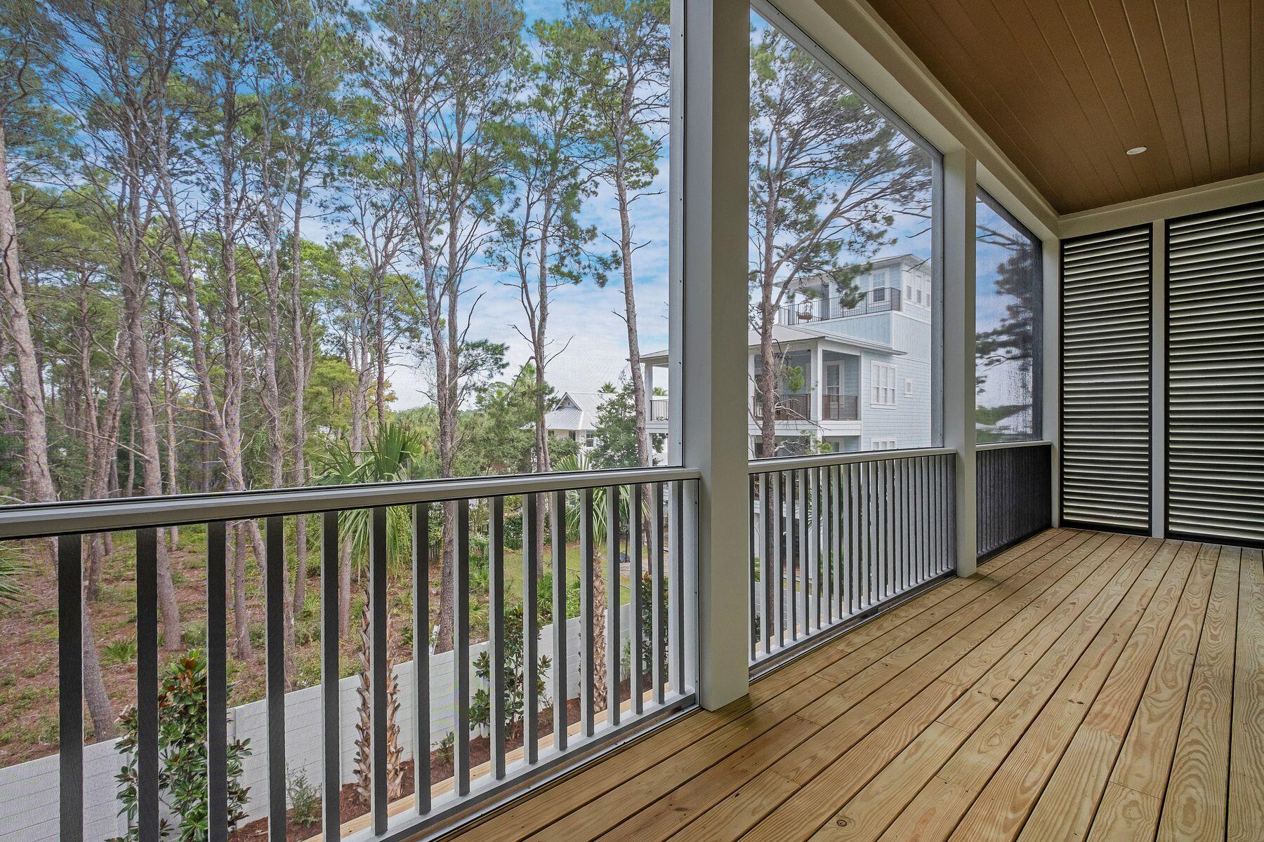 36 Grande Pointe Circle