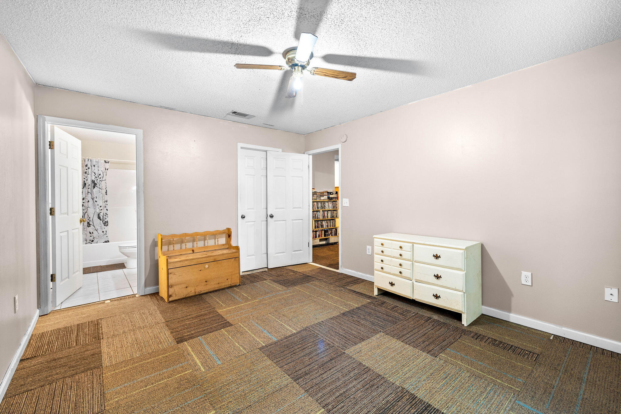 321 Timber Wind Drive, DeFuniak Springs