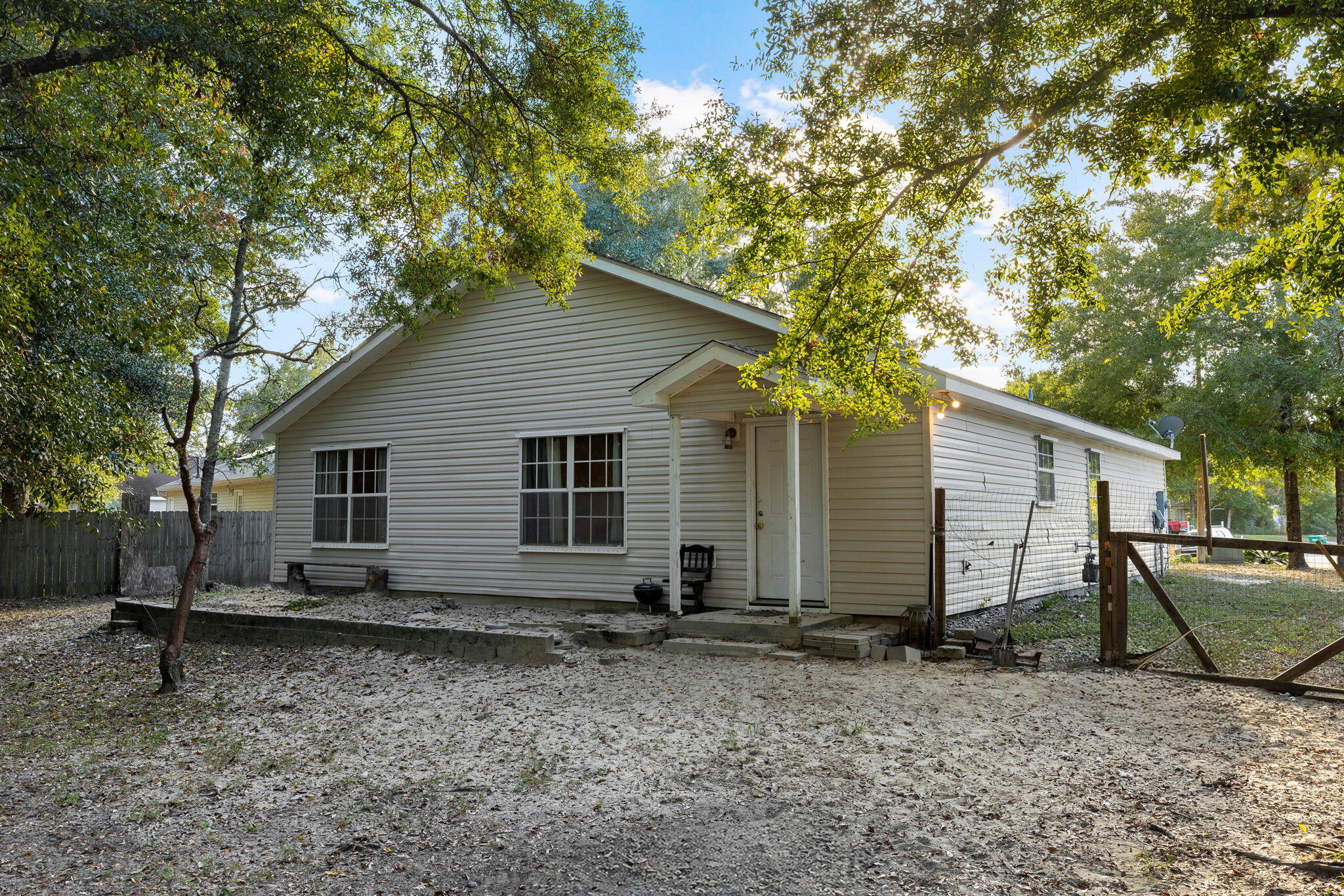 321 Timber Wind Drive, DeFuniak Springs