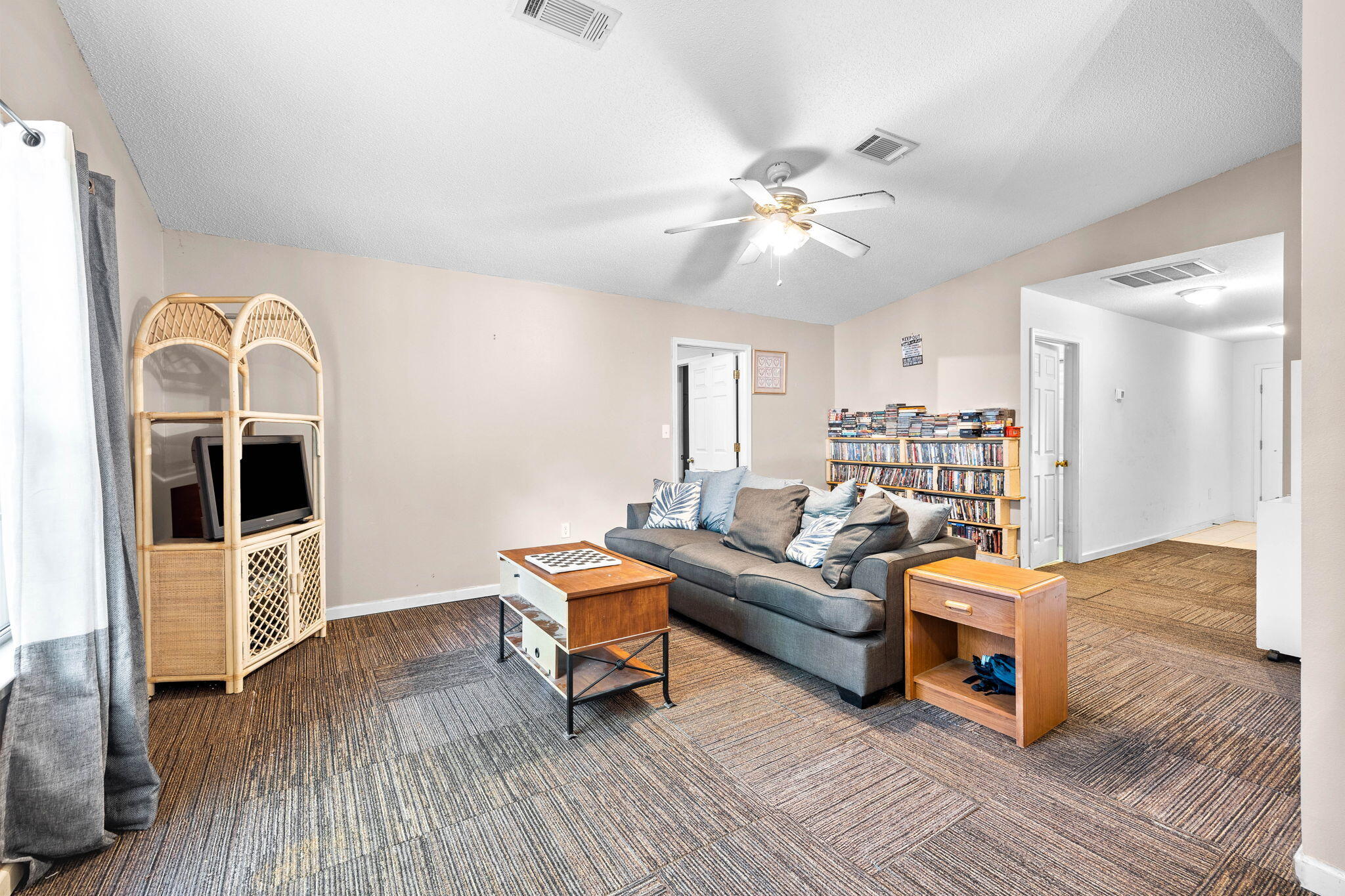 321 Timber Wind Drive, DeFuniak Springs