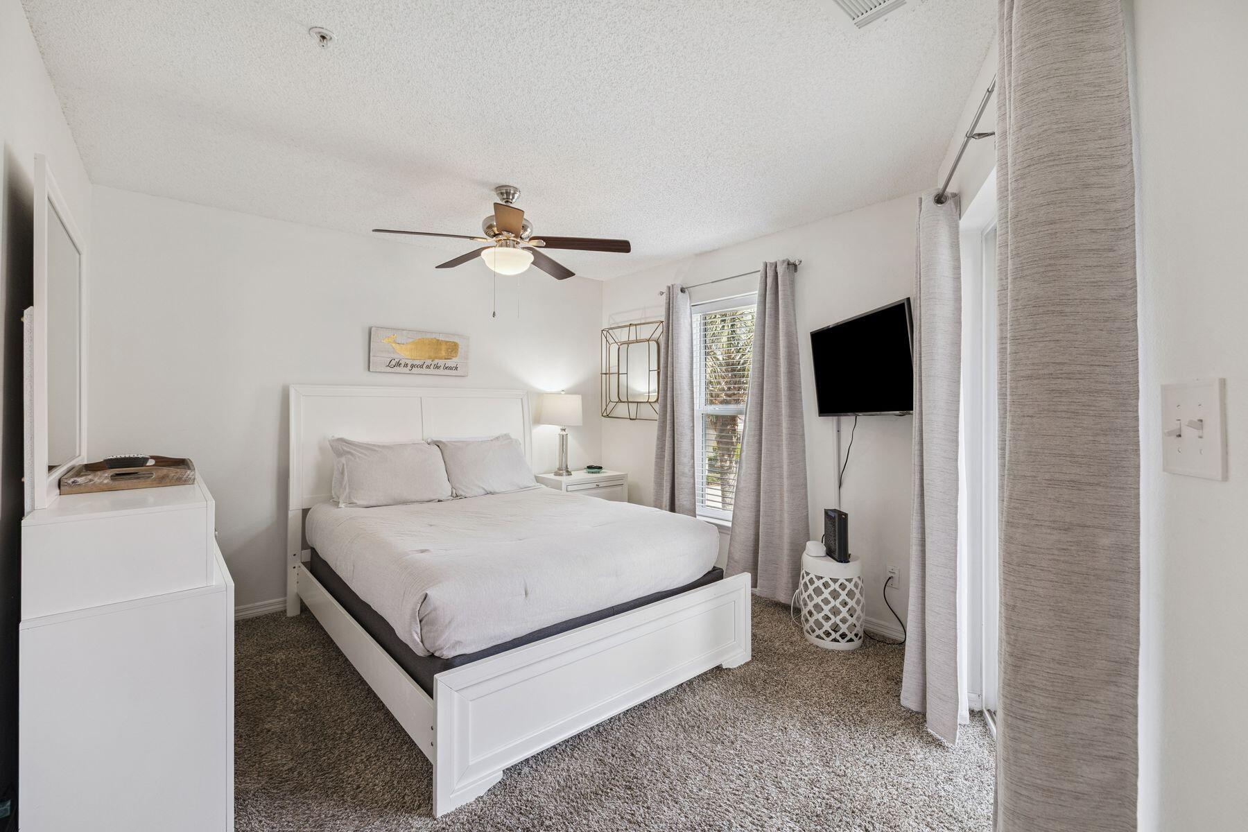 82 Sugar Sand Lane, B4