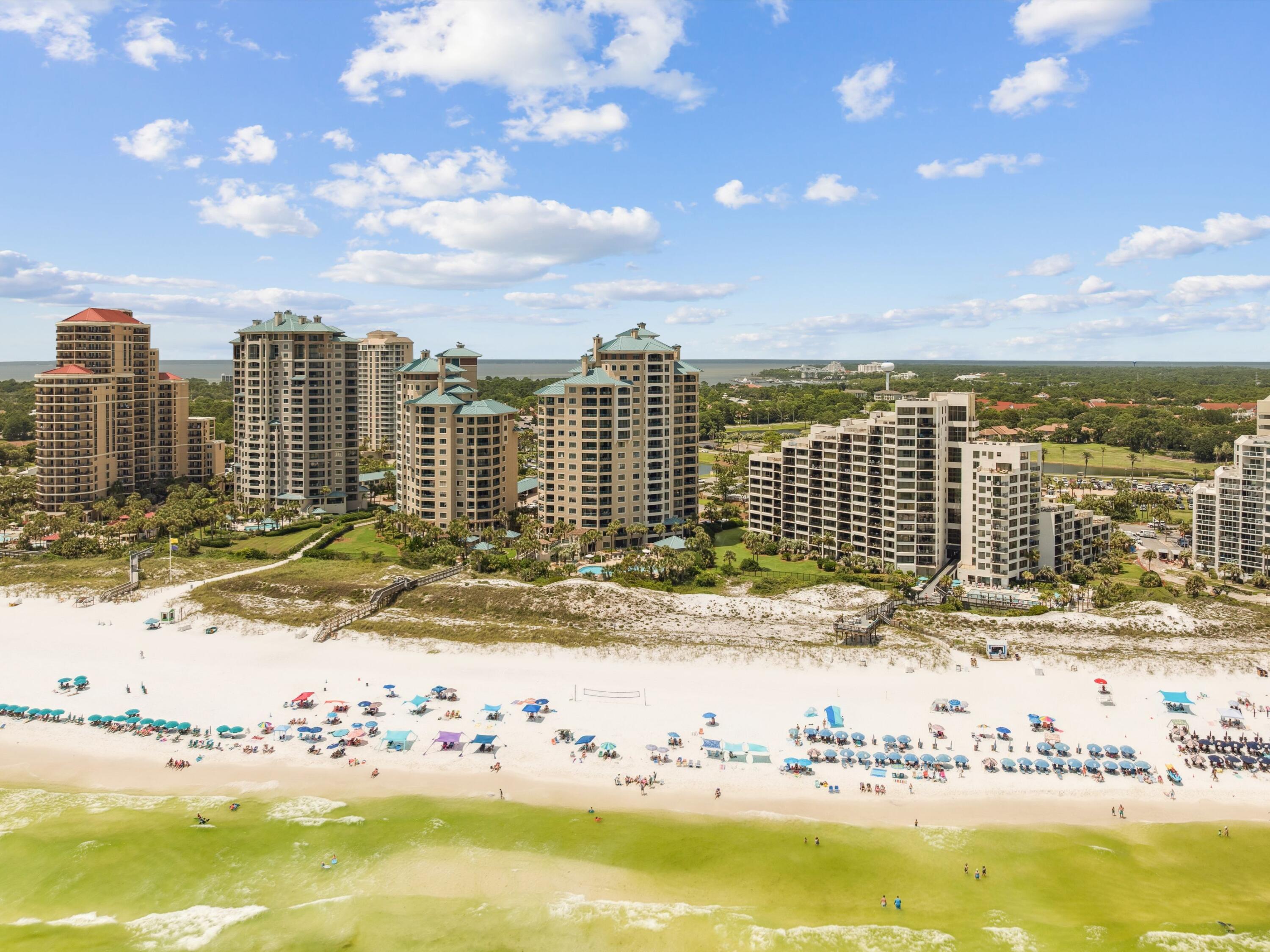 4418 Southwinds Drive, 4418