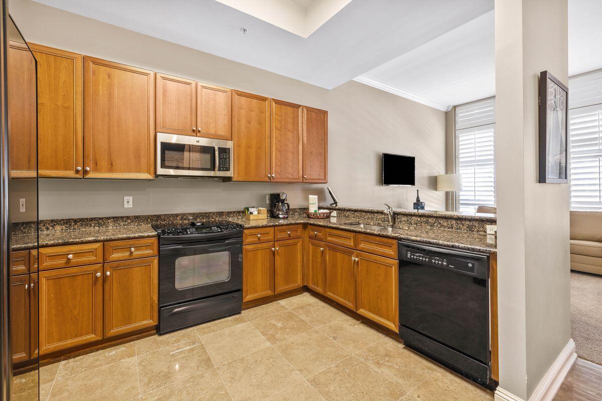 502 One Beach Club Drive, 502