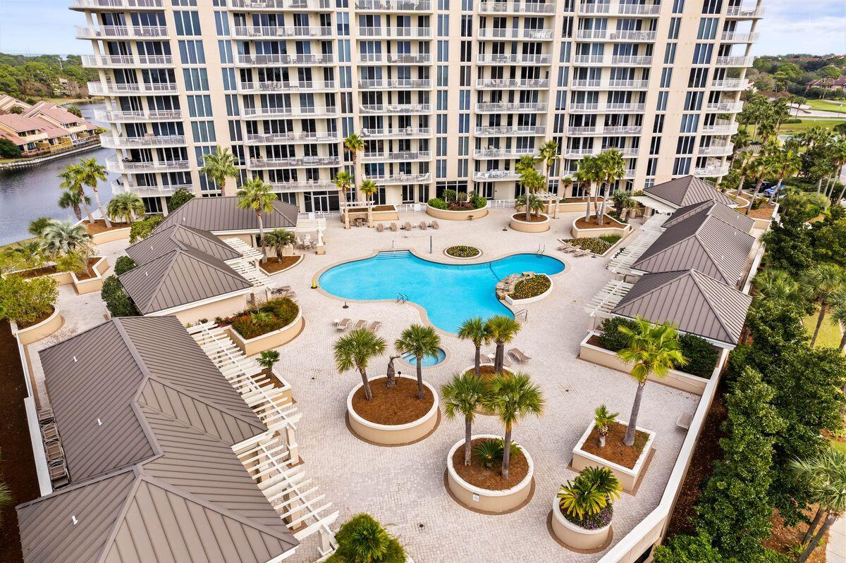 502 One Beach Club Drive, 502