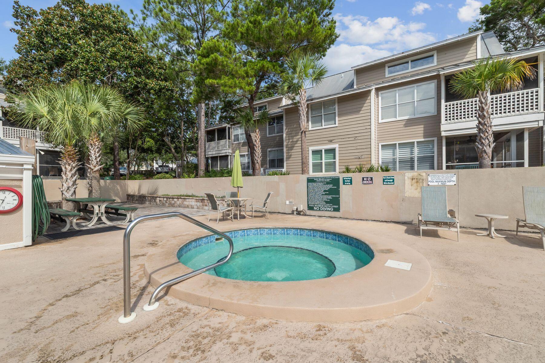 9815 US-98, UNIT 227