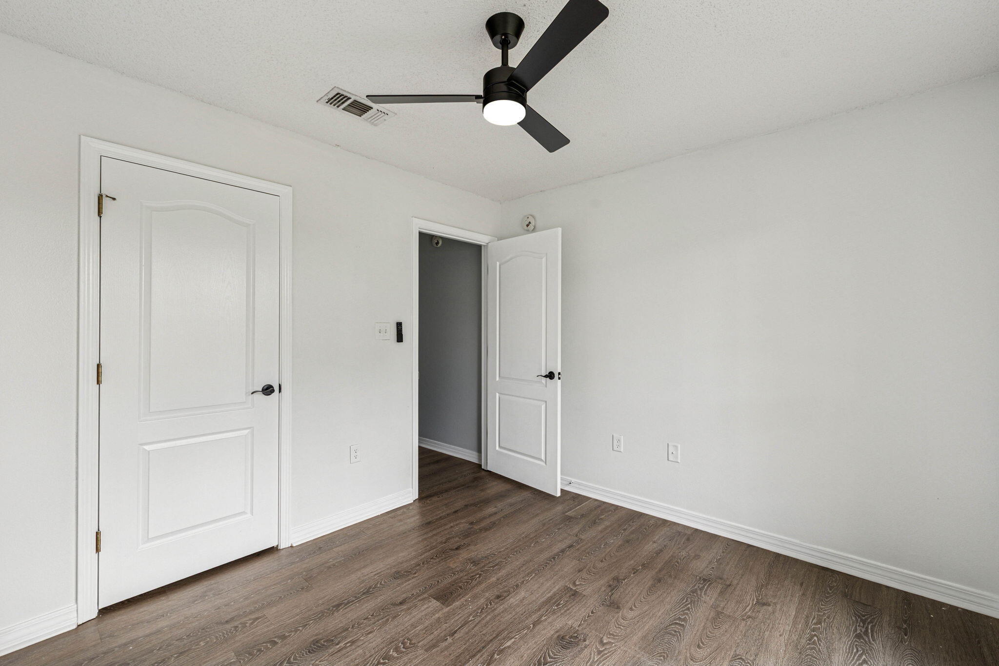 38 S Harborview Road