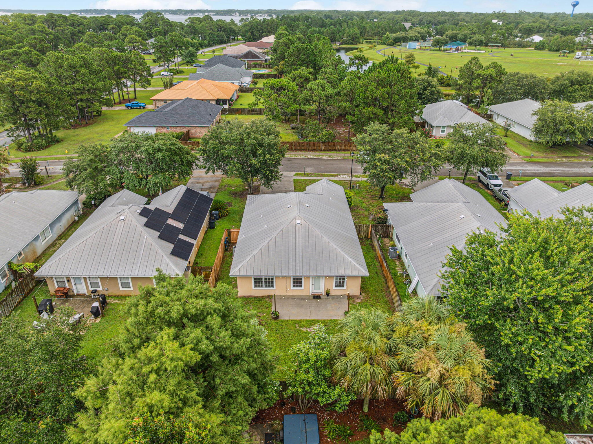 38 S Harborview Road