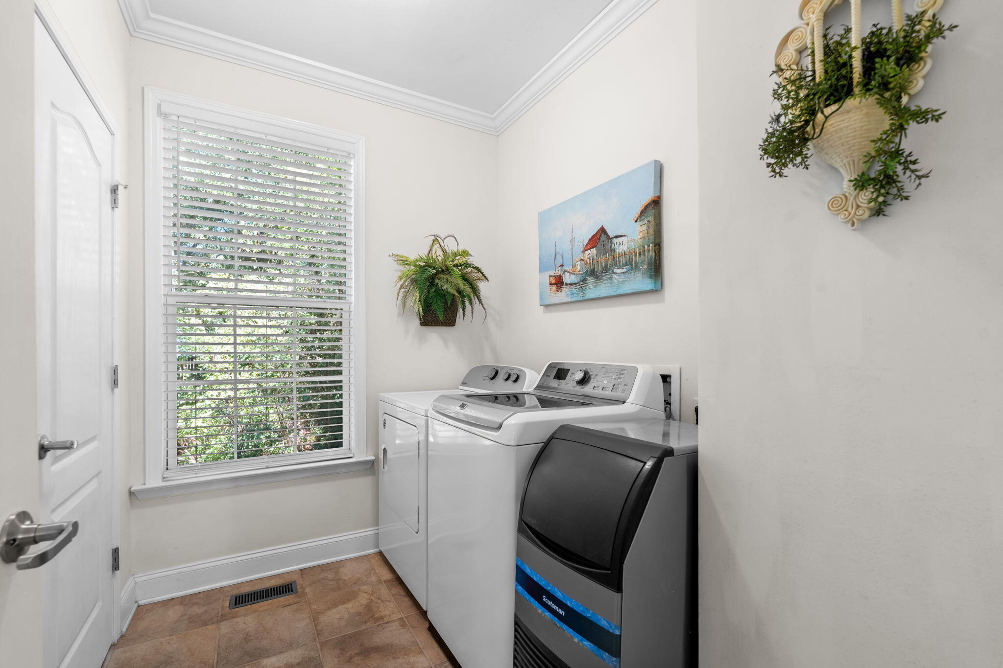 44 E Wild Blueberry Way