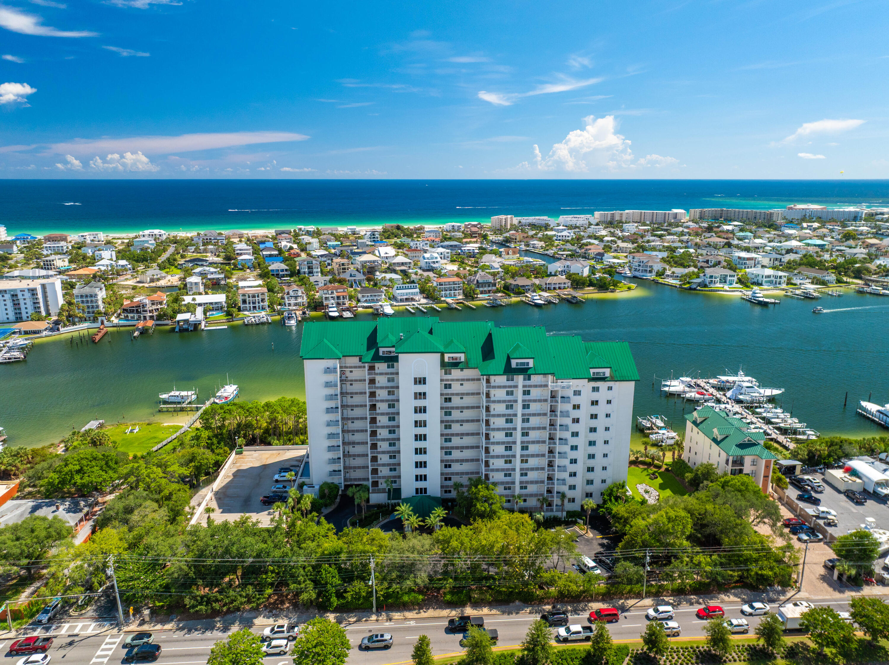 662 Harbor Boulevard, UNIT 220