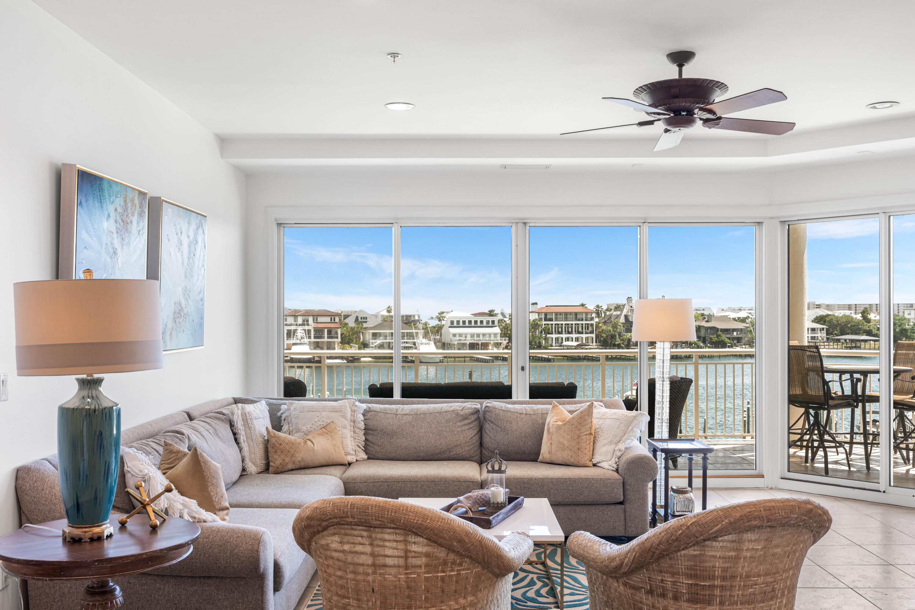 662 Harbor Boulevard, UNIT 220