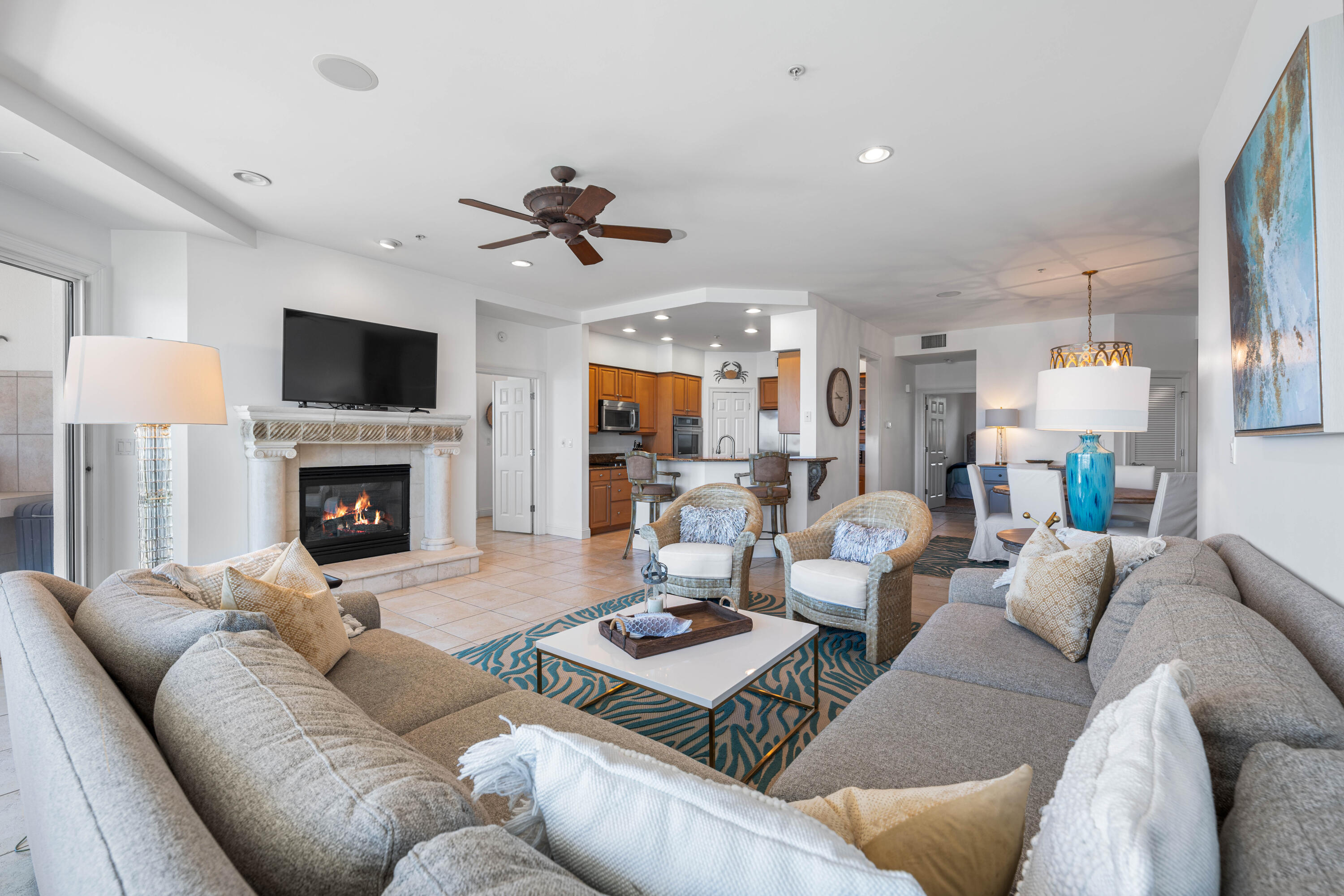 662 Harbor Boulevard, UNIT 220