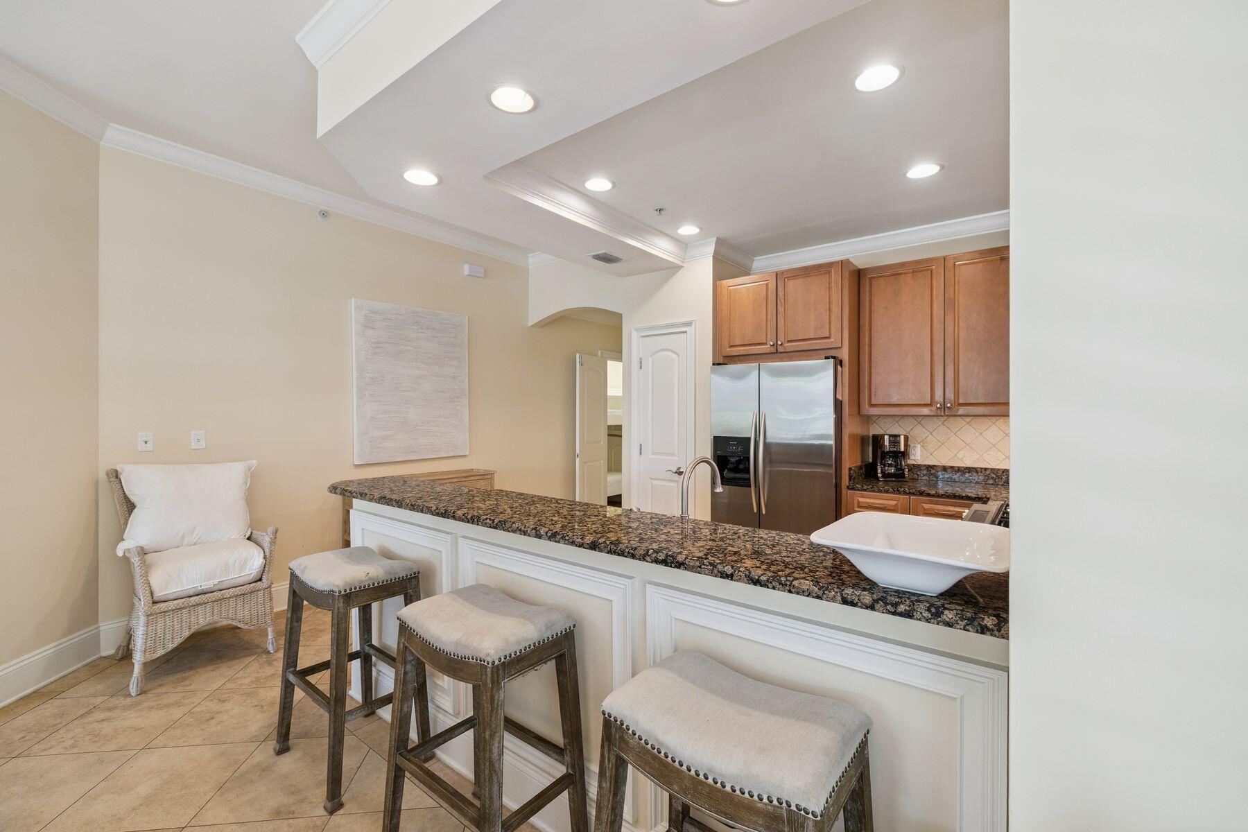 2421 W County Highway 30A, D101