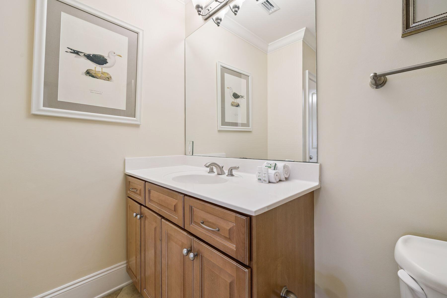 2421 W County Highway 30A, D101