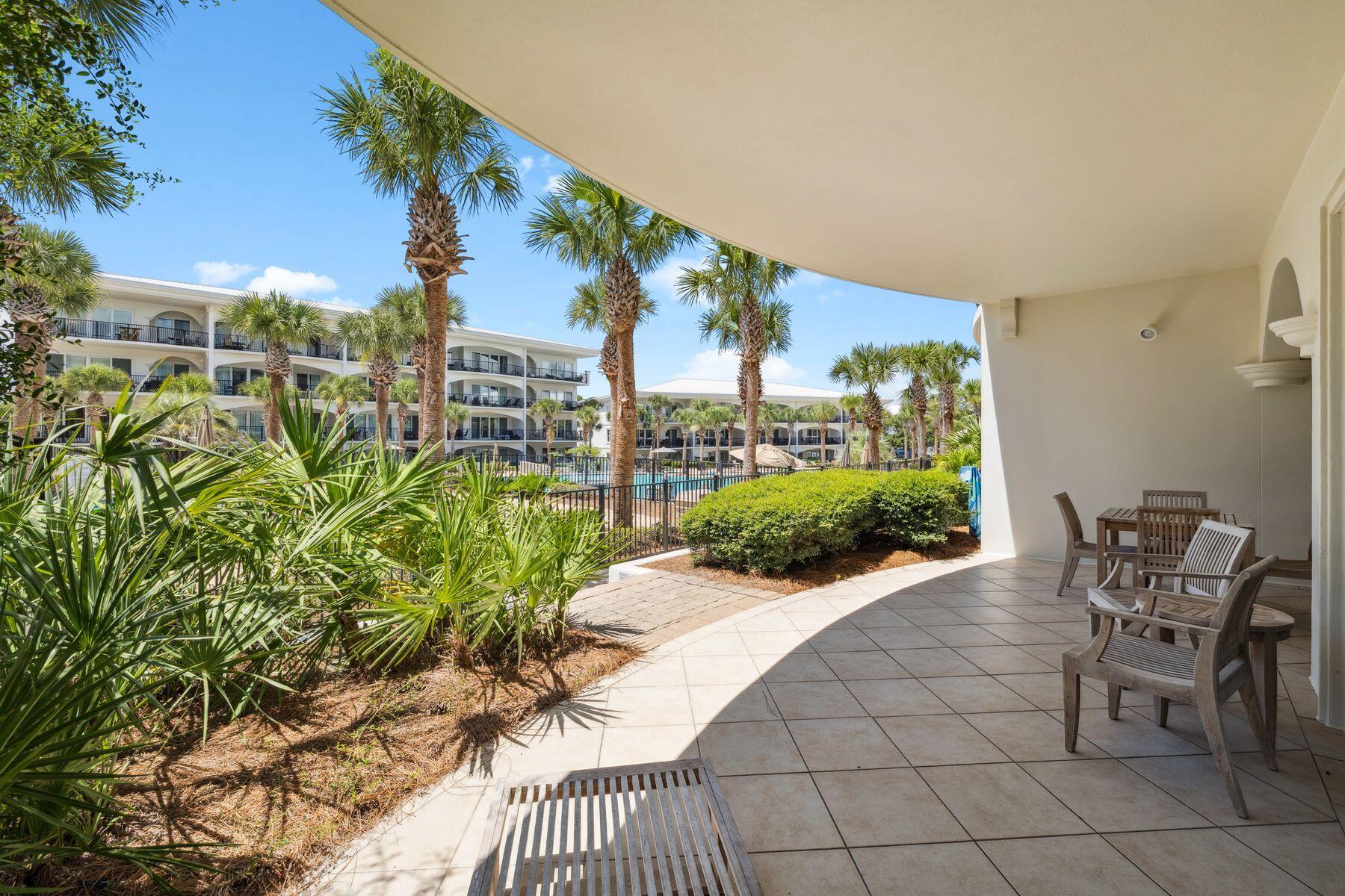 2421 W County Highway 30A, D101