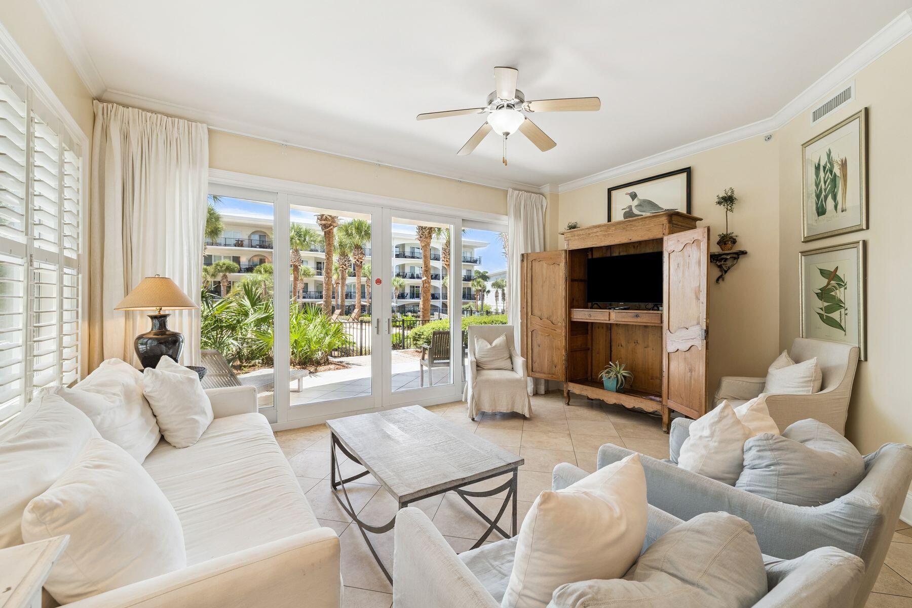 2421 W County Highway 30A, D101