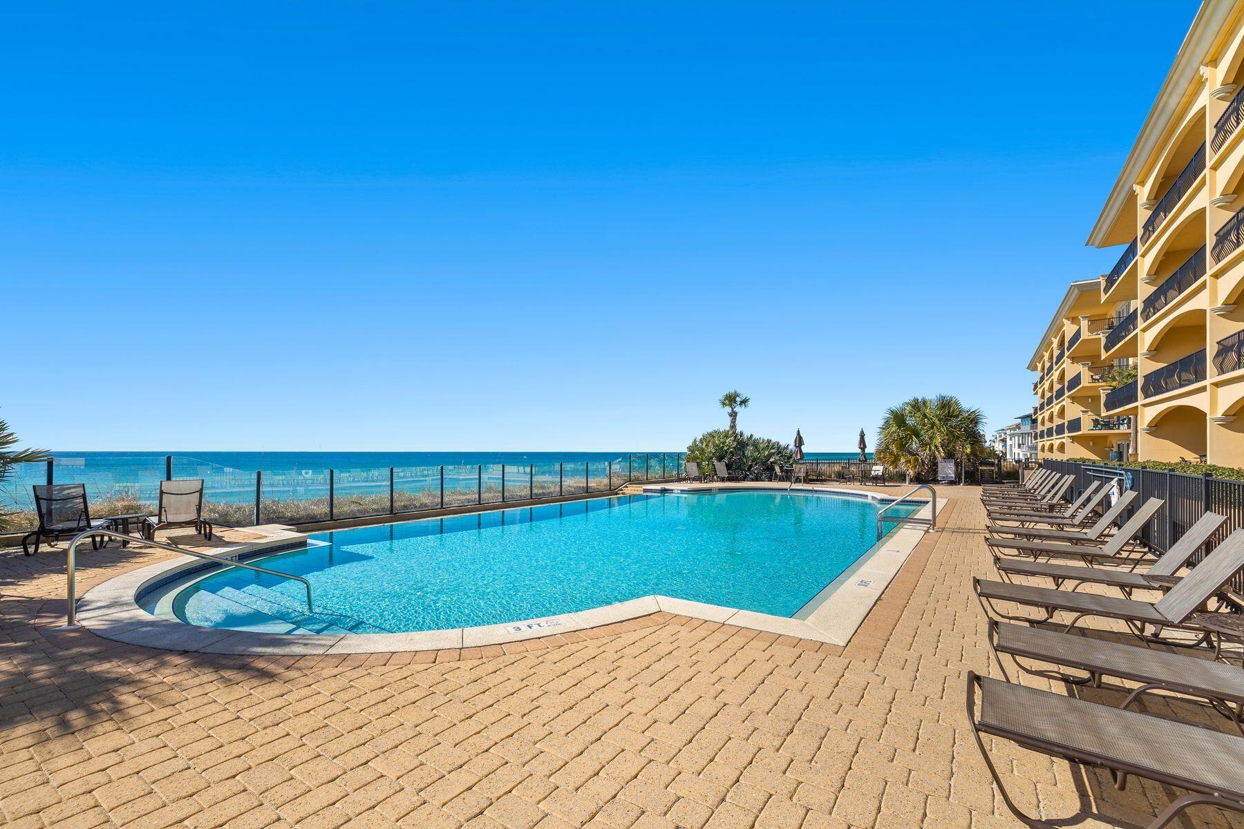 2421 W County Highway 30A, D101