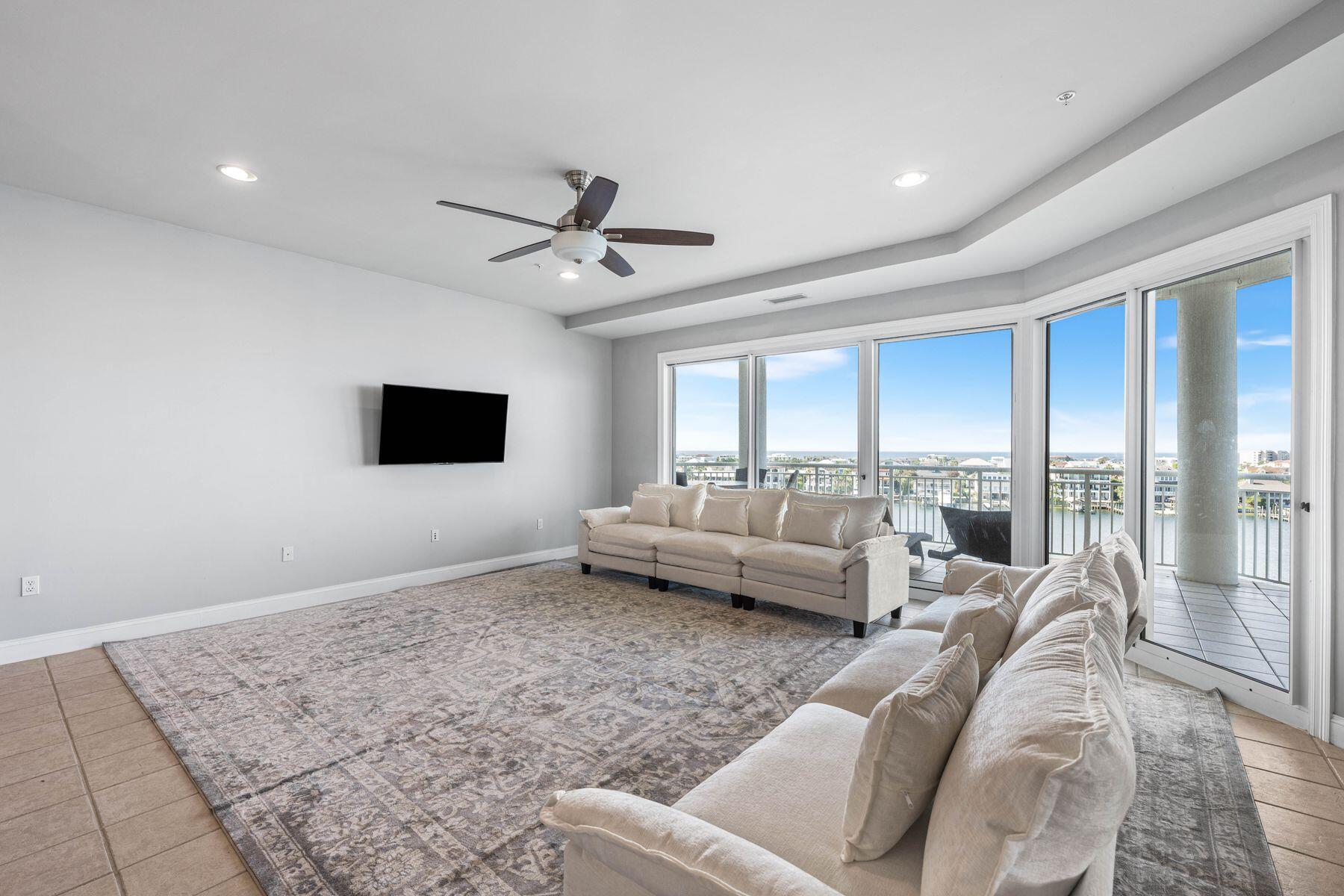 662 Harbor Boulevard, UNIT 550