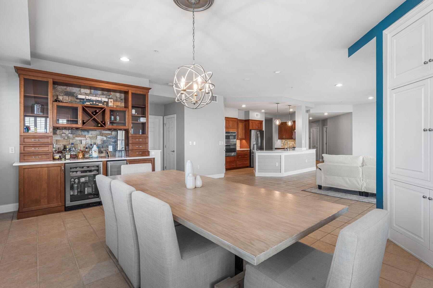 662 Harbor Boulevard, UNIT 550