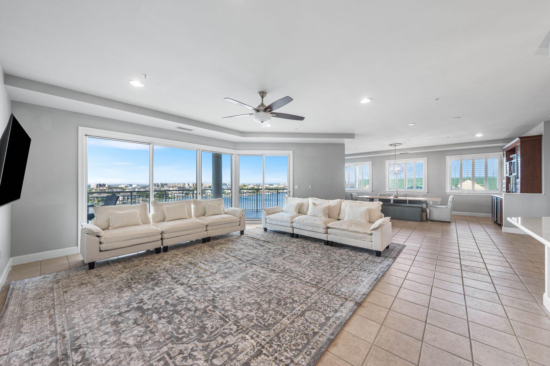 662 Harbor Boulevard, UNIT 550