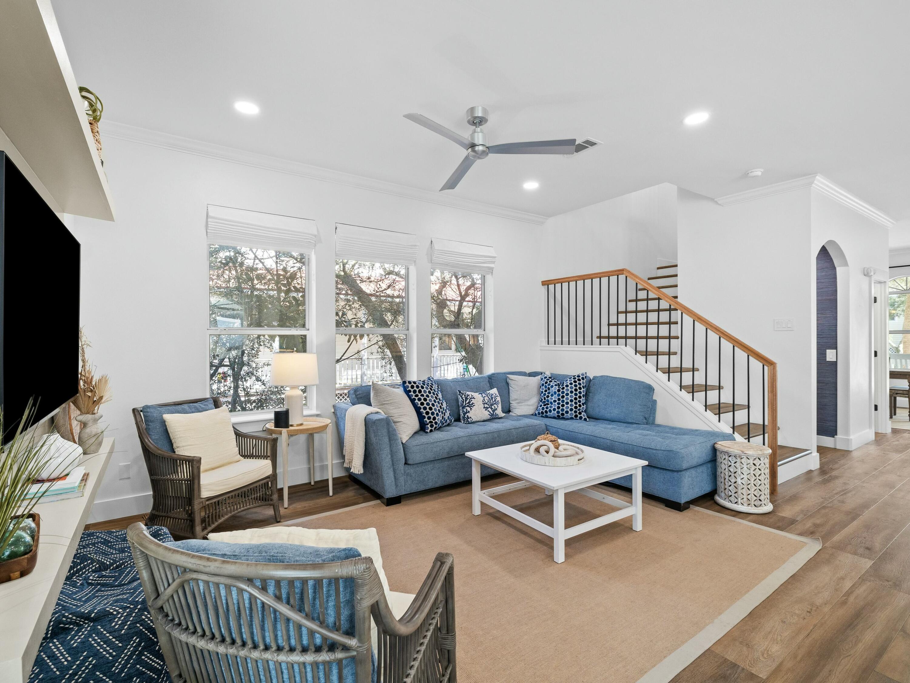 521 Old Beach Road, # 2