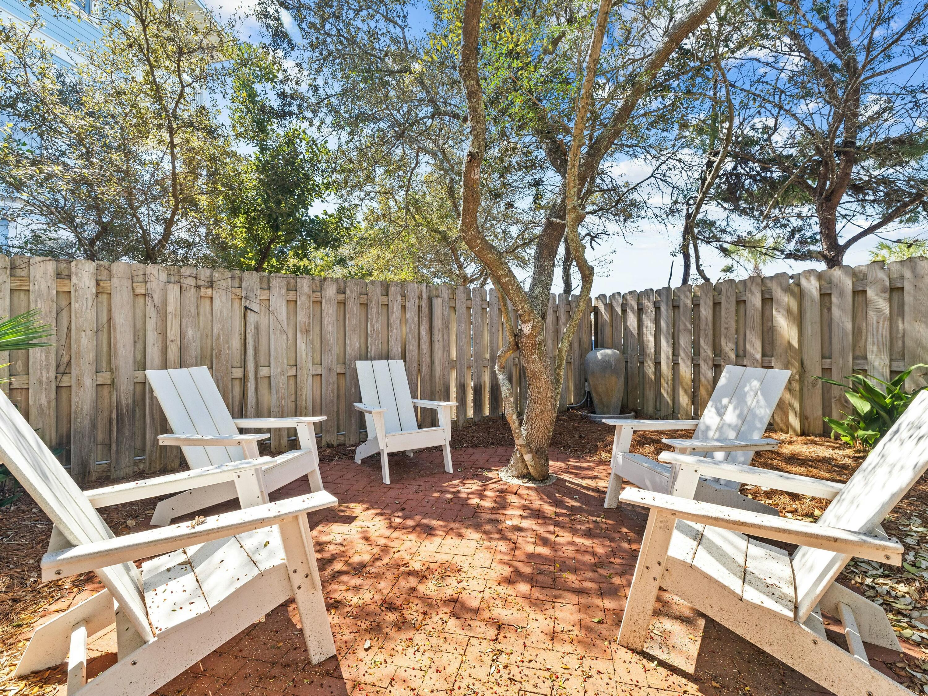 521 Old Beach Road, # 2