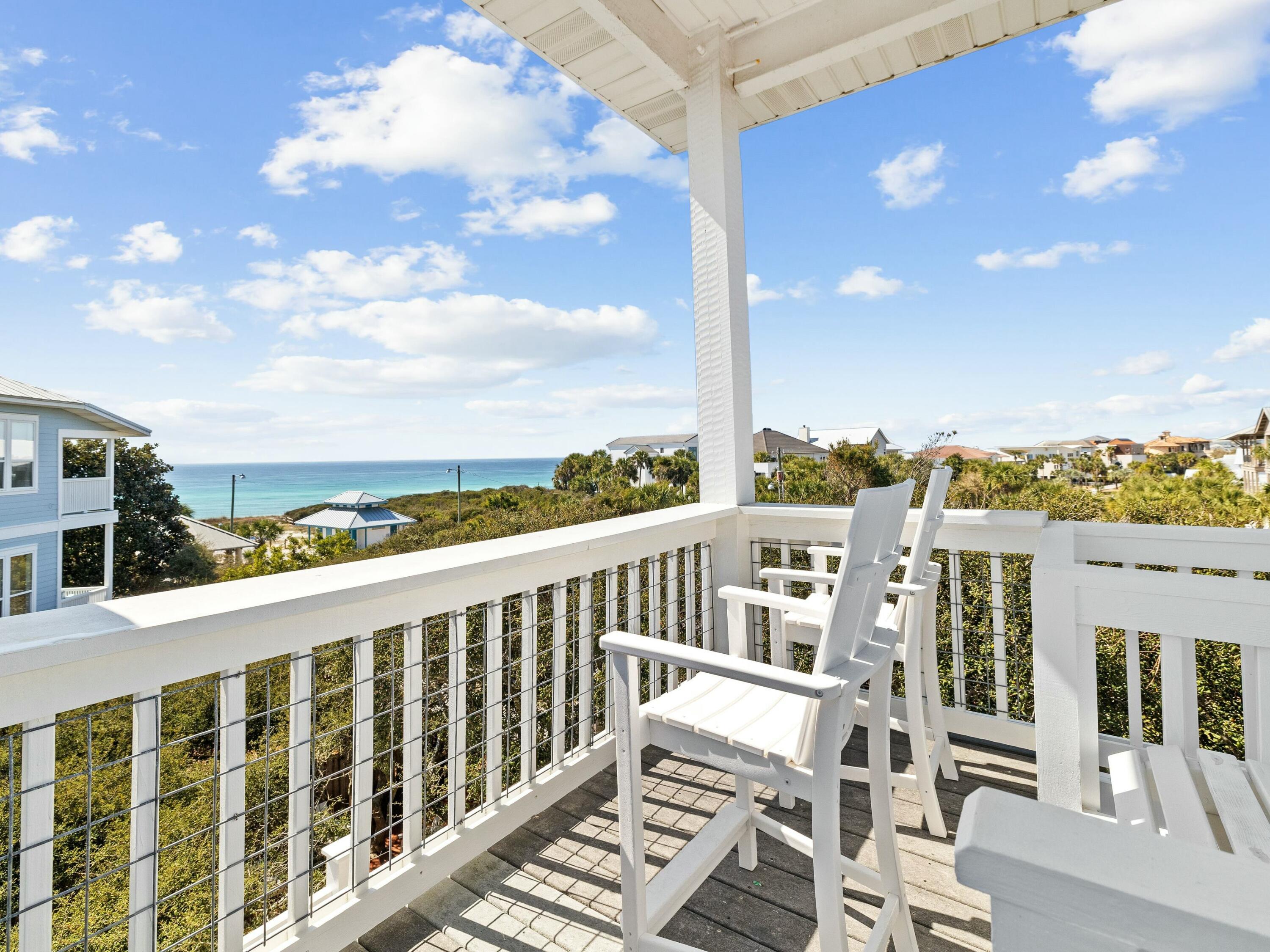 521 Old Beach Road, # 2