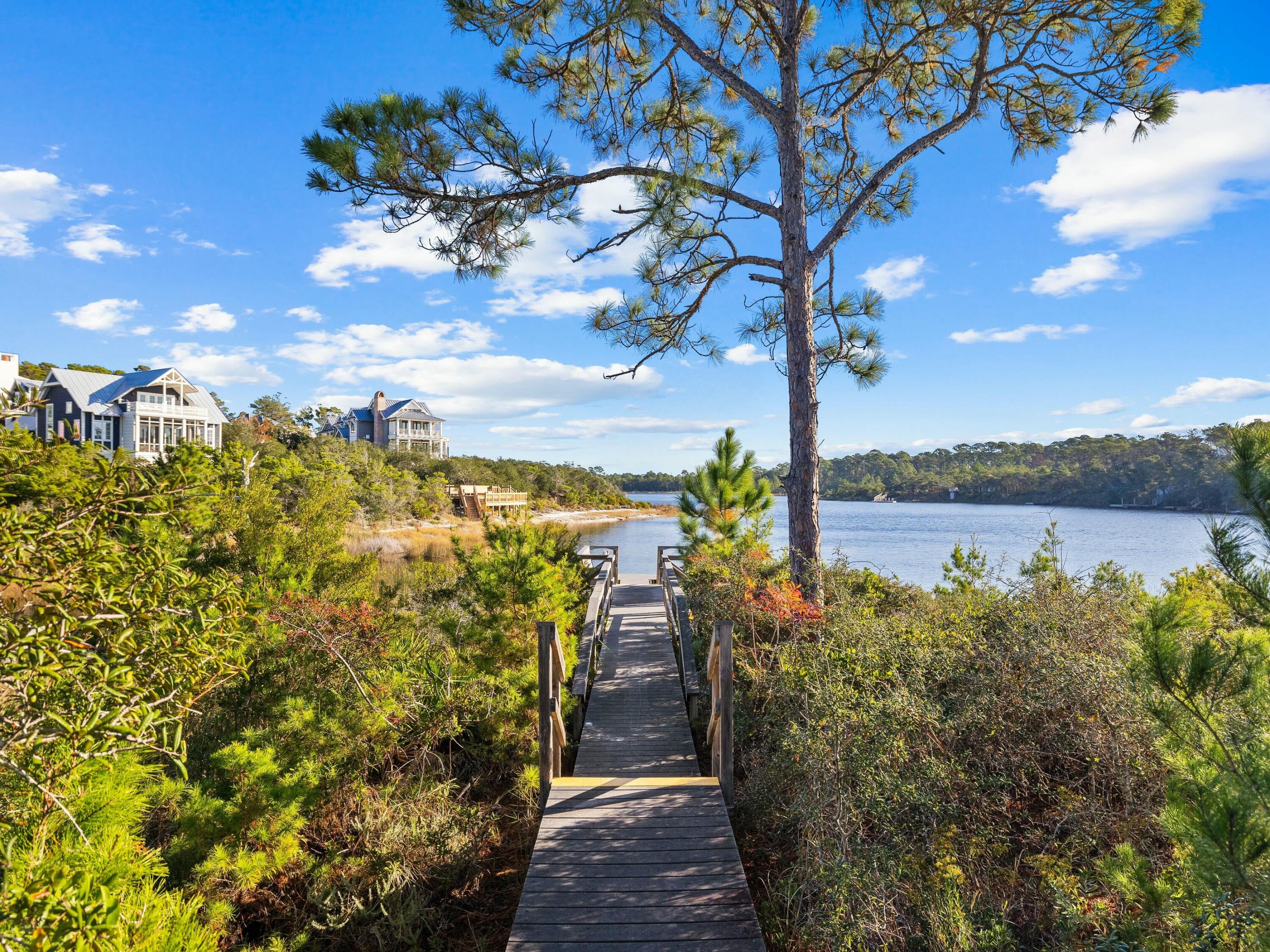 521 Old Beach Road, # 2