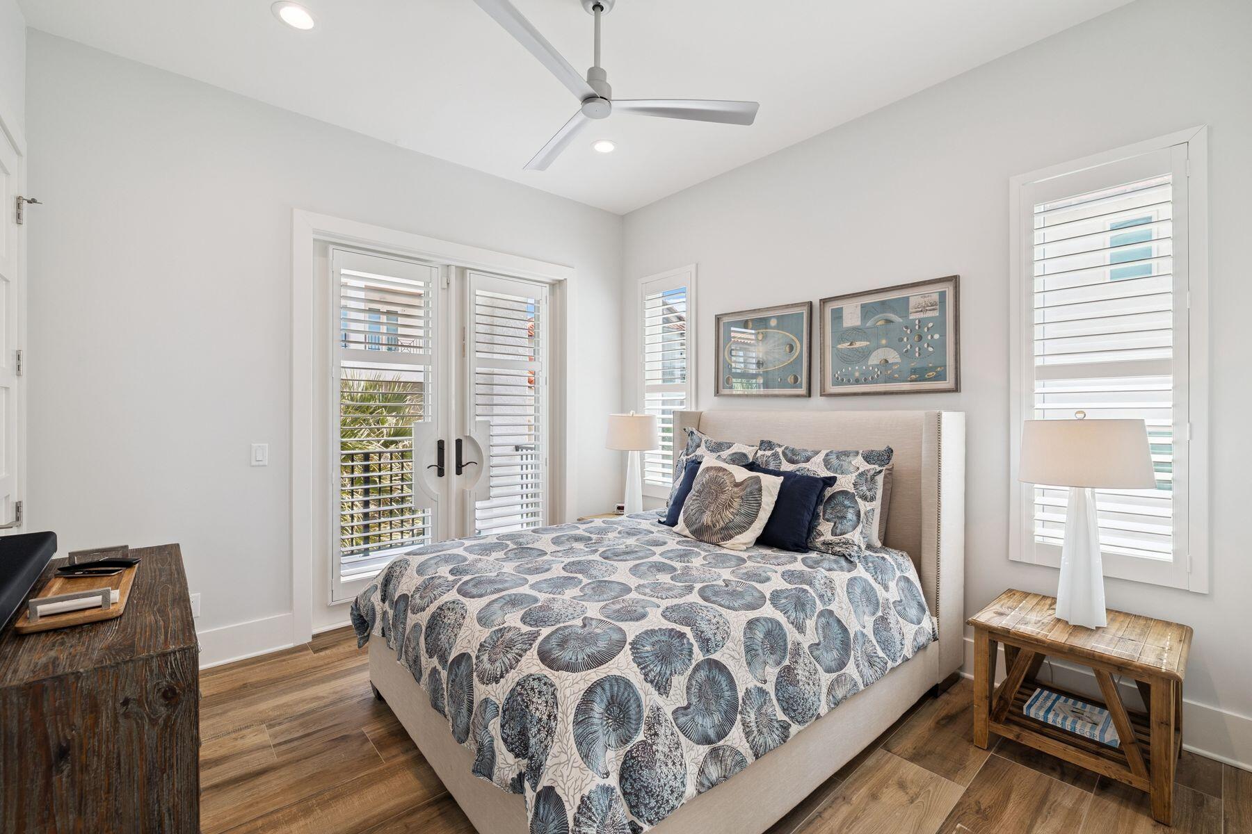 5055 W County Hwy 30A, 1010