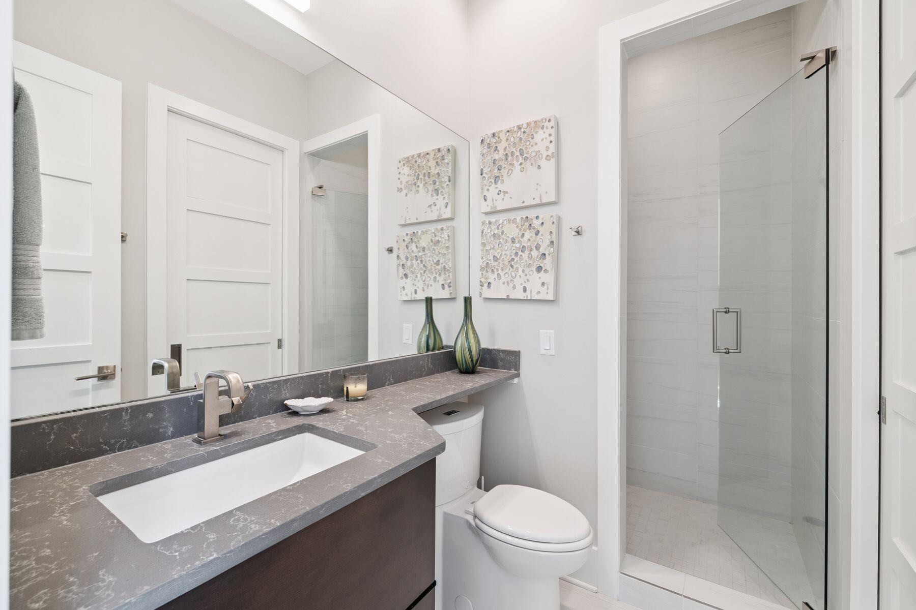 5055 W County Hwy 30A, 1010