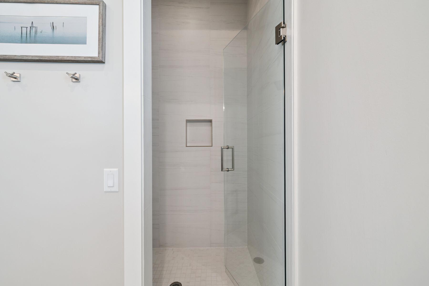 5055 W County Hwy 30A, 1010