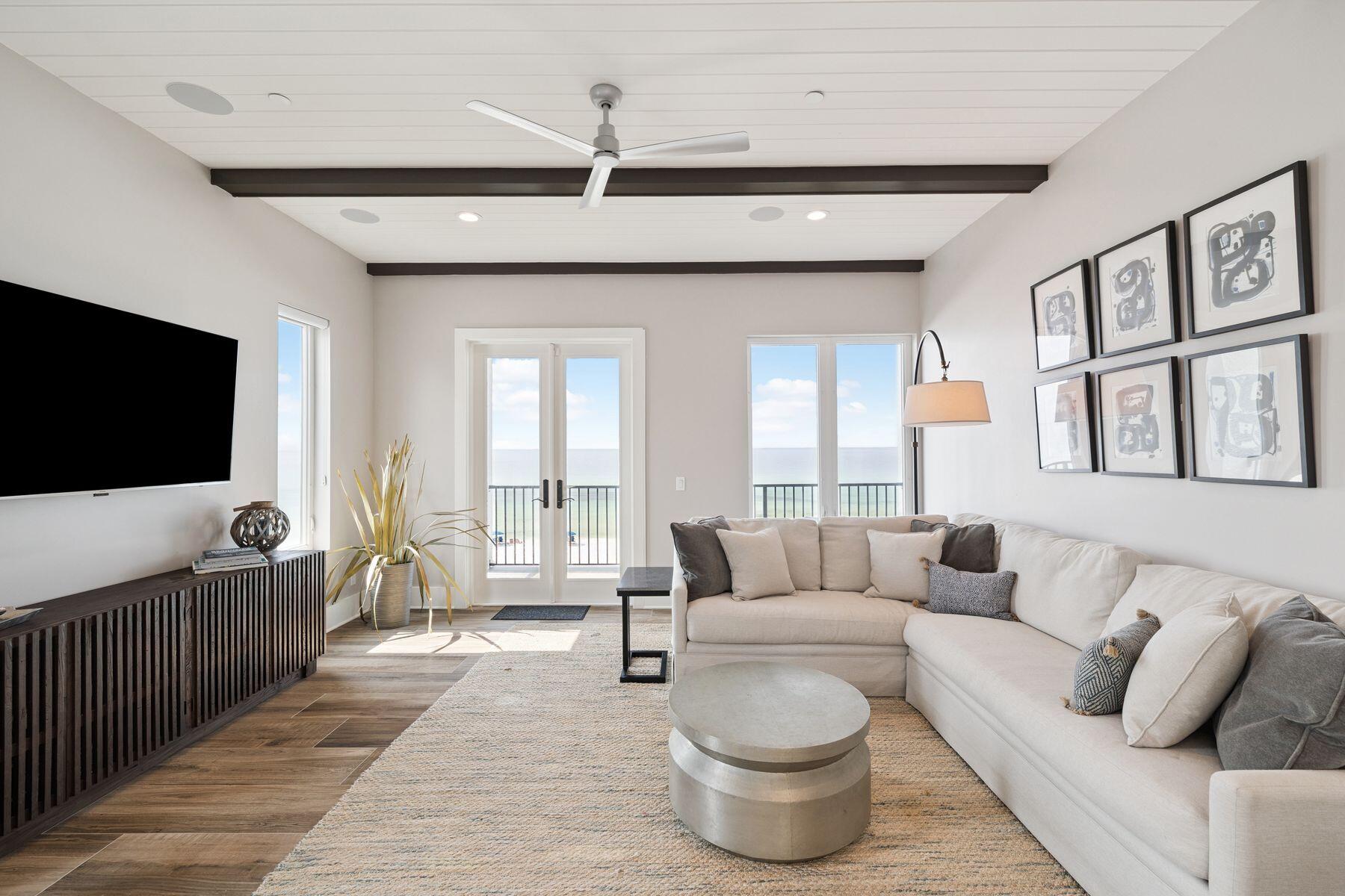 5055 W County Hwy 30A, 1010