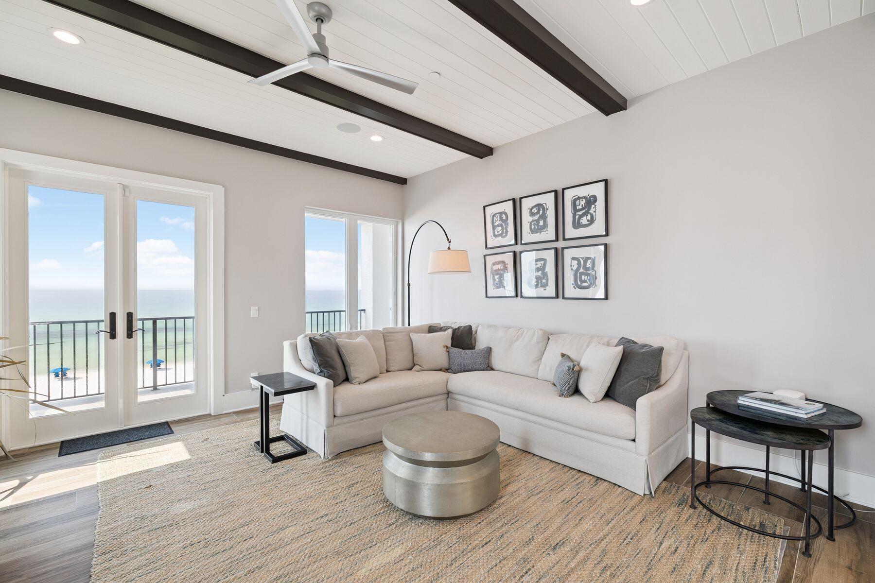 5055 W County Hwy 30A, 1010